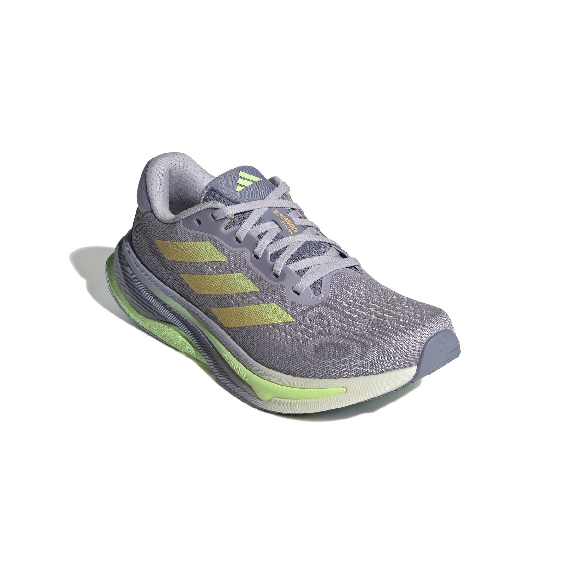product/a/d/adidas_ig5852_6_footwear_photography_front_lateral_top_view_white.jpg