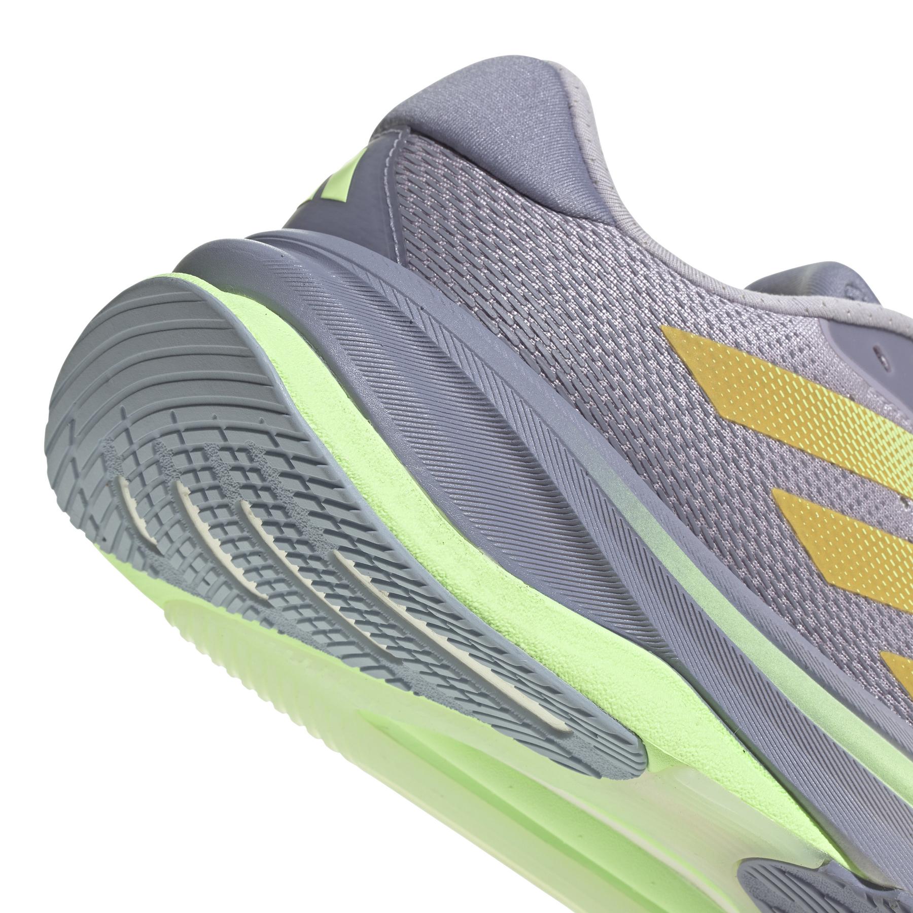 product/a/d/adidas_ig5852_9_footwear_photography_detail_view_2_white.jpg