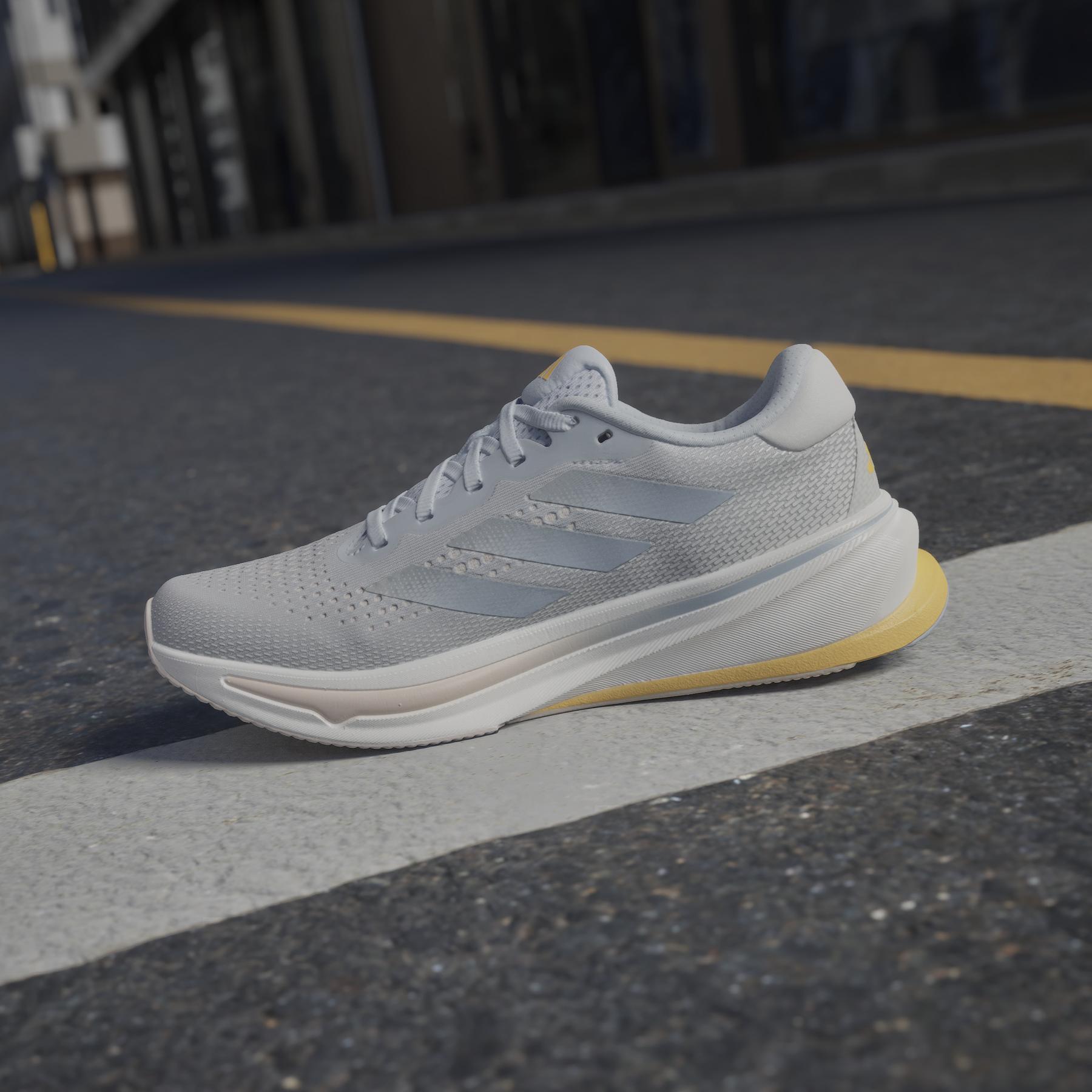product/a/d/adidas_ig7512_22_footwear_photography_heromrktng_view_7_white-nw032224.jpg