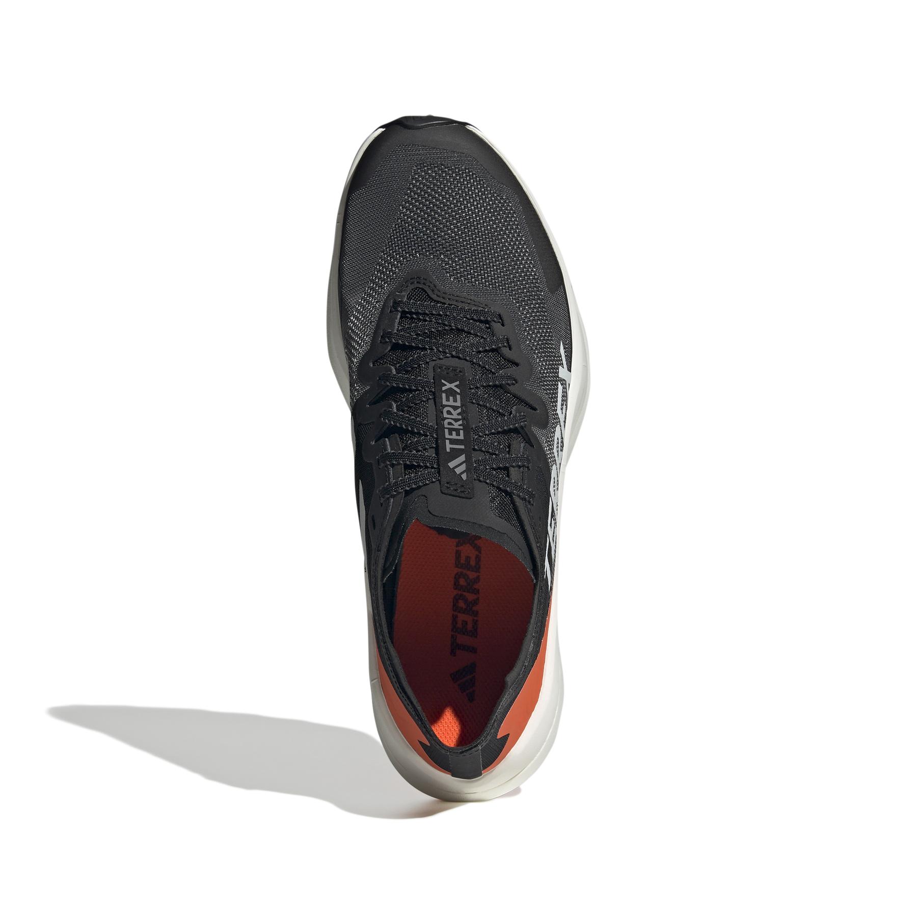 product/a/d/adidas_ig8017_3_footwear_photography_top_portrait_view_white.jpg