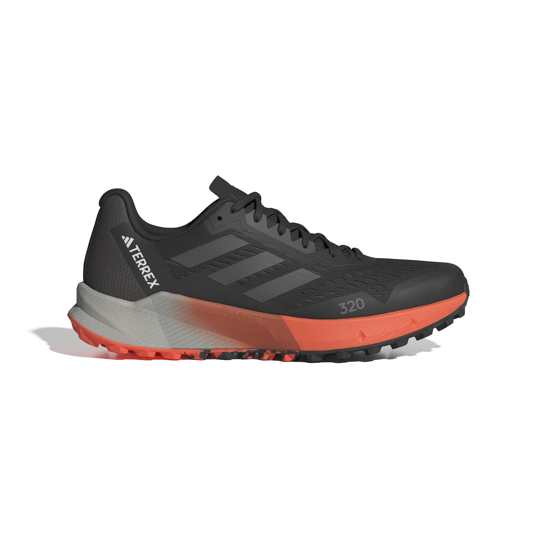 product/a/d/adidas_ig8018_1_footwear_photography_side_lateral_center_view_white.jpg
