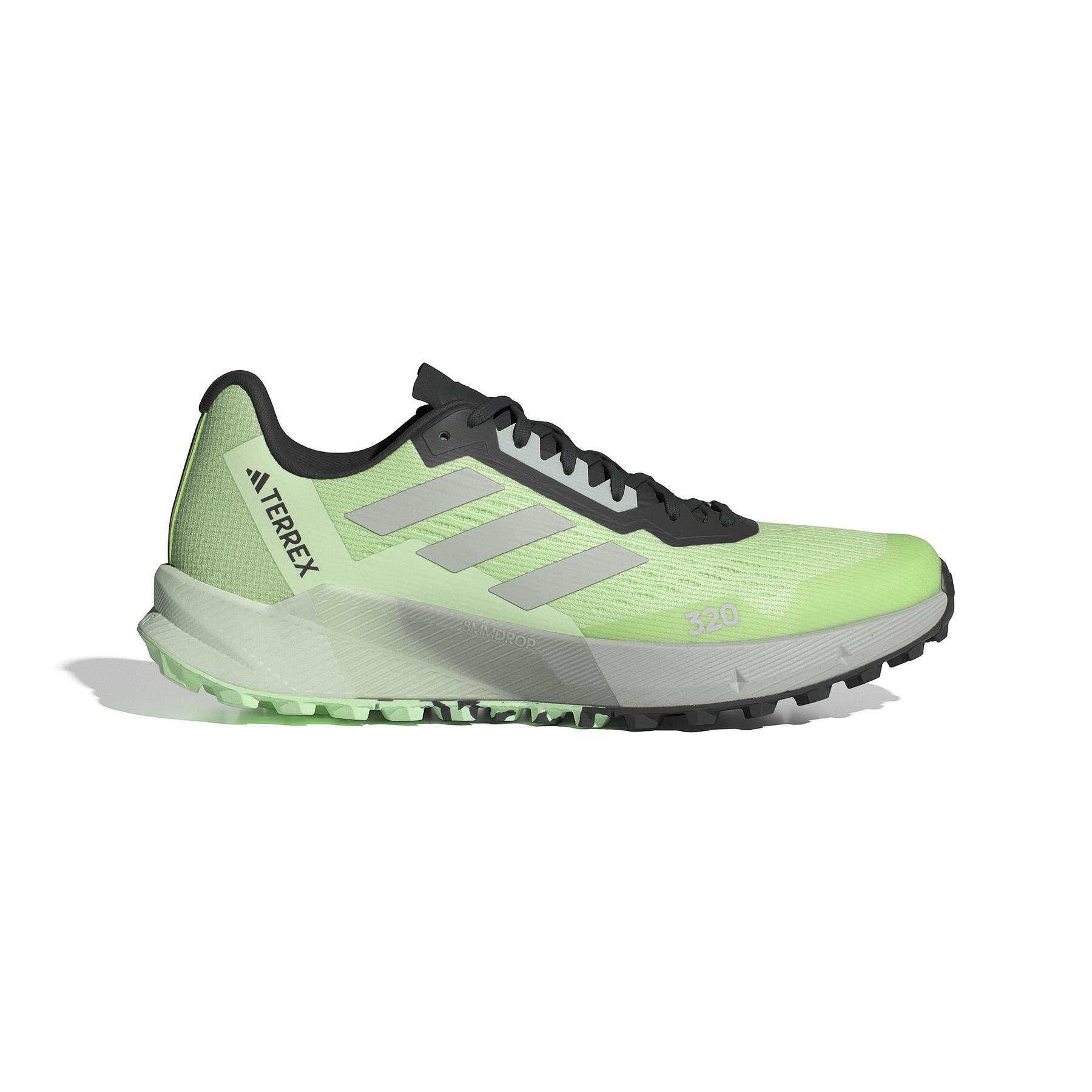 product/a/d/adidas_ig8019_1_footwear_photography_side_lateral_center_view_white.jpg