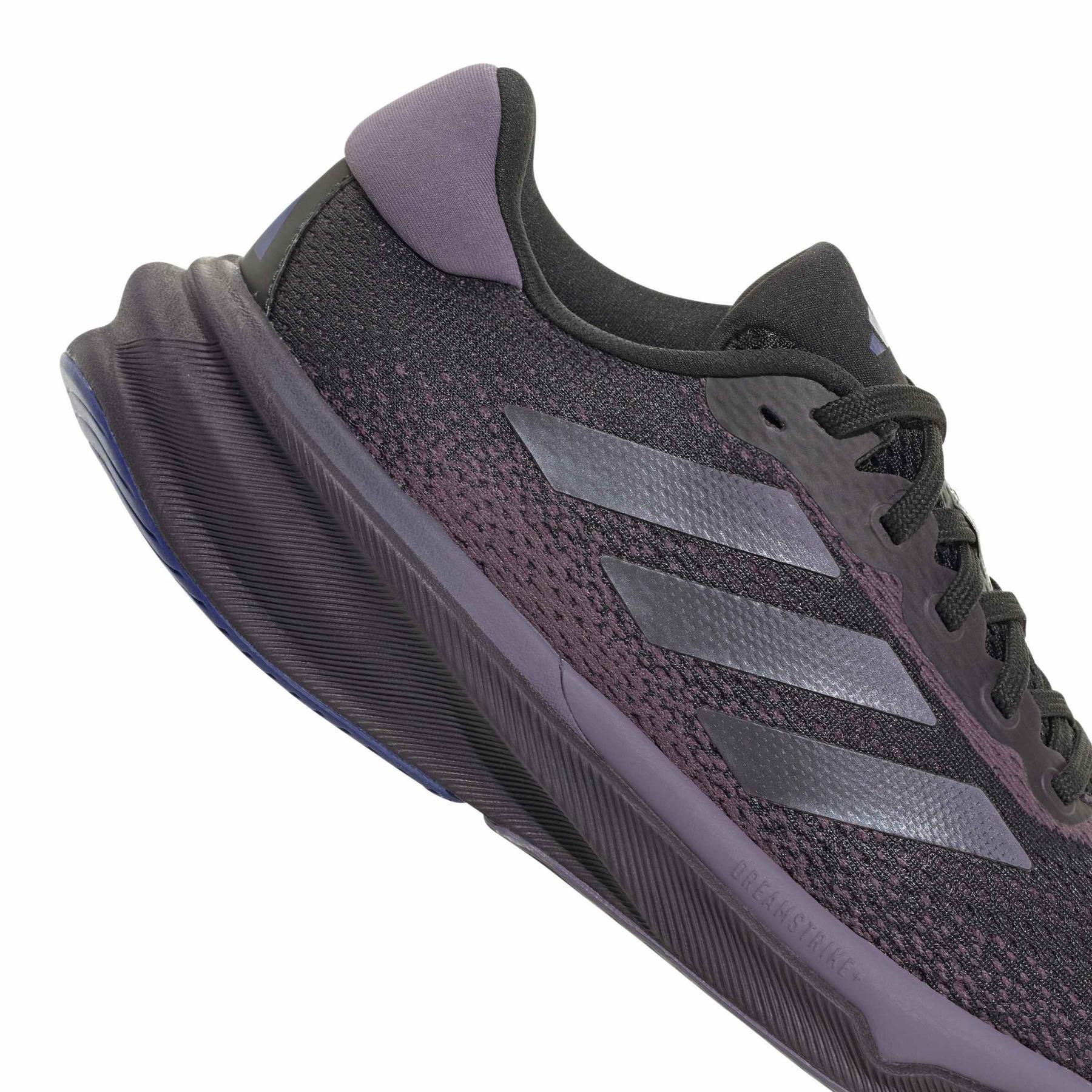 product/a/d/adidas_ig8290_9_footwear_photography_detail_view_2_white-nw091625.jpg