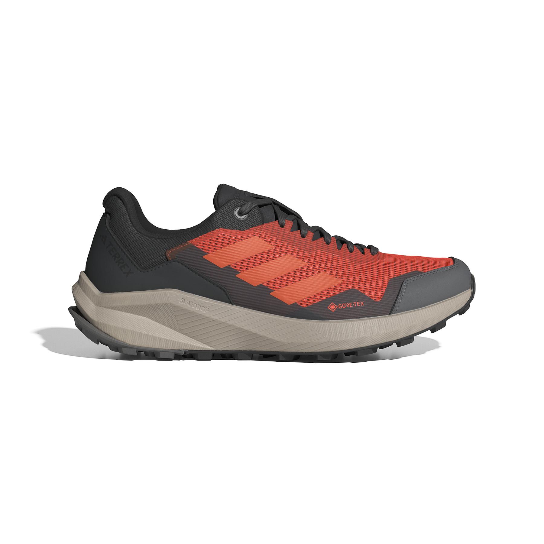 product/a/d/adidas_ig8930_1_footwear_photography_side_lateral_center_view_white.jpg