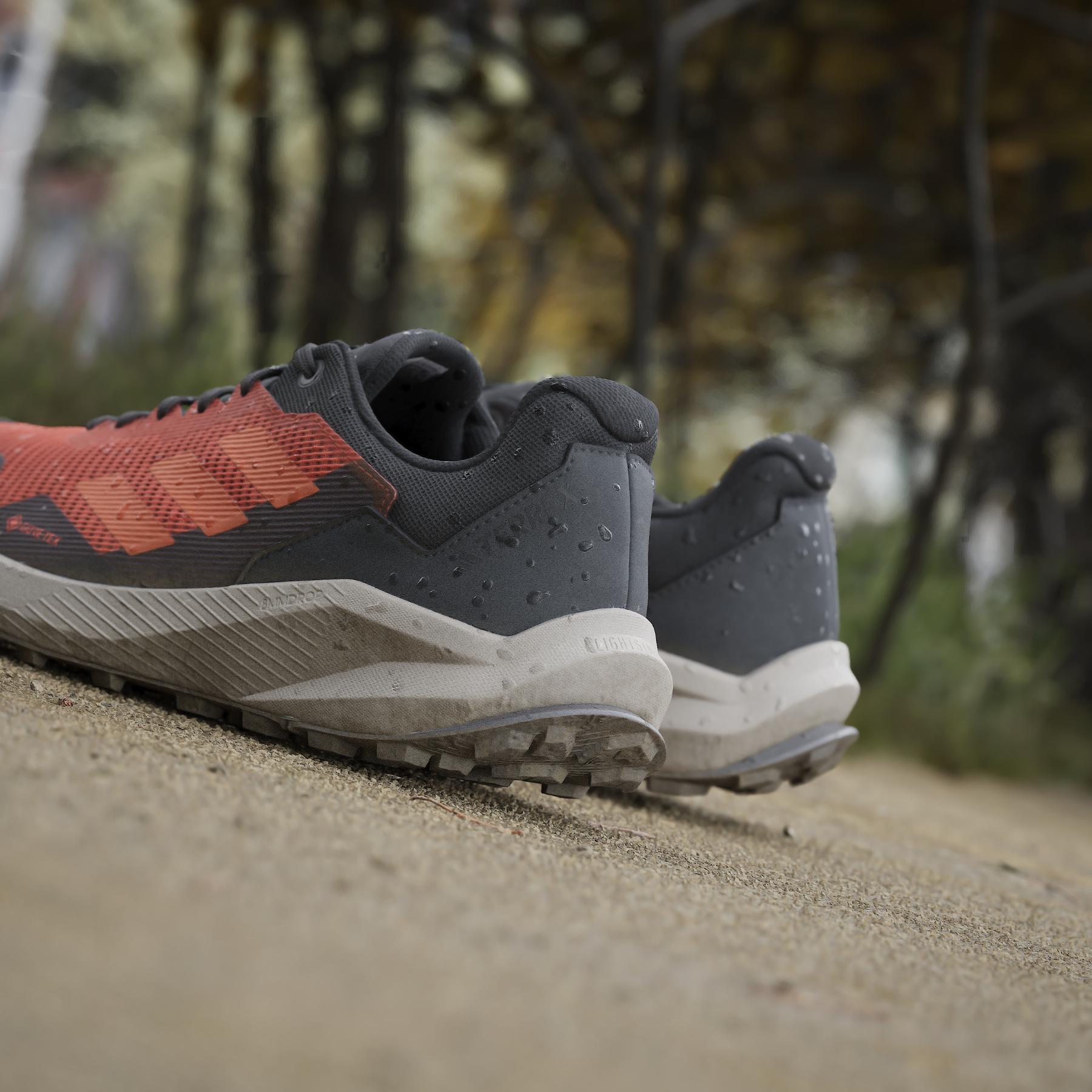 product/a/d/adidas_ig8930_23_footwear_photography_heromrktng_view_10.jpg