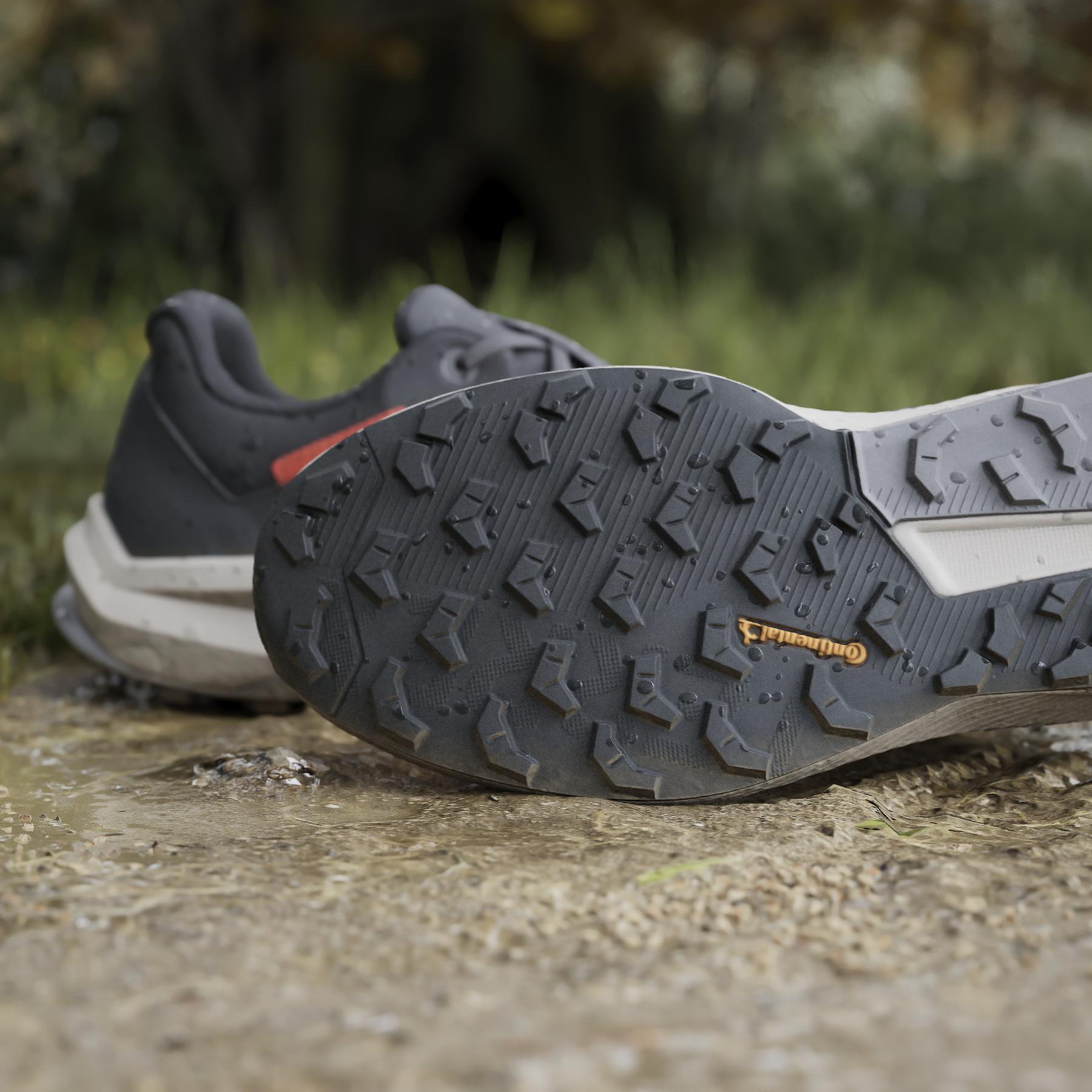 product/a/d/adidas_ig8930_24_footwear_photography_heromrktng_view_11.jpg