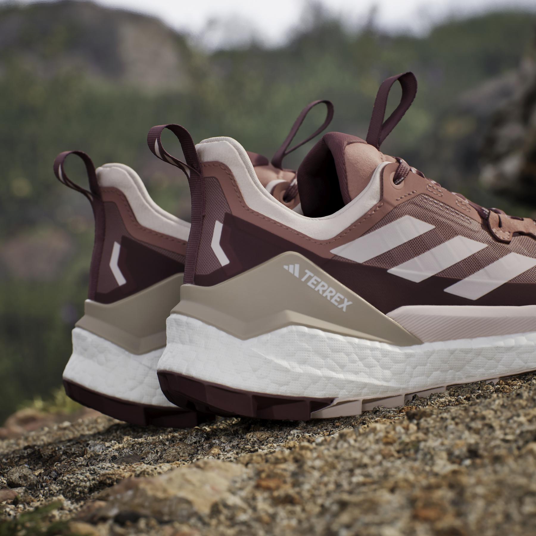 product/a/d/adidas_ih0614_23_footwear_photography_heromrktng_view_10-nw091625.jpg
