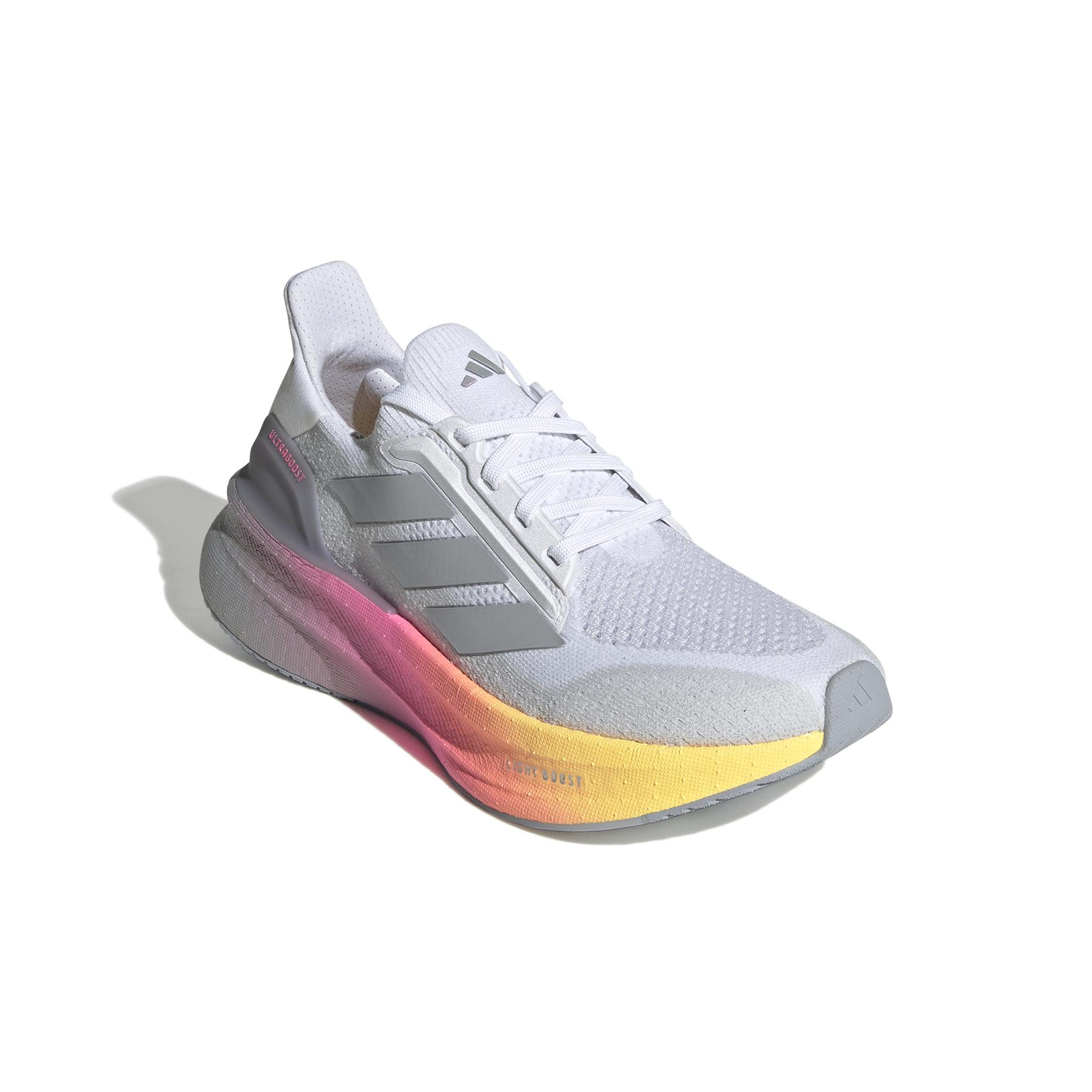 product/a/d/adidas_ih0638_6_footwear_photography_front_lateral_top_view_white.jpg