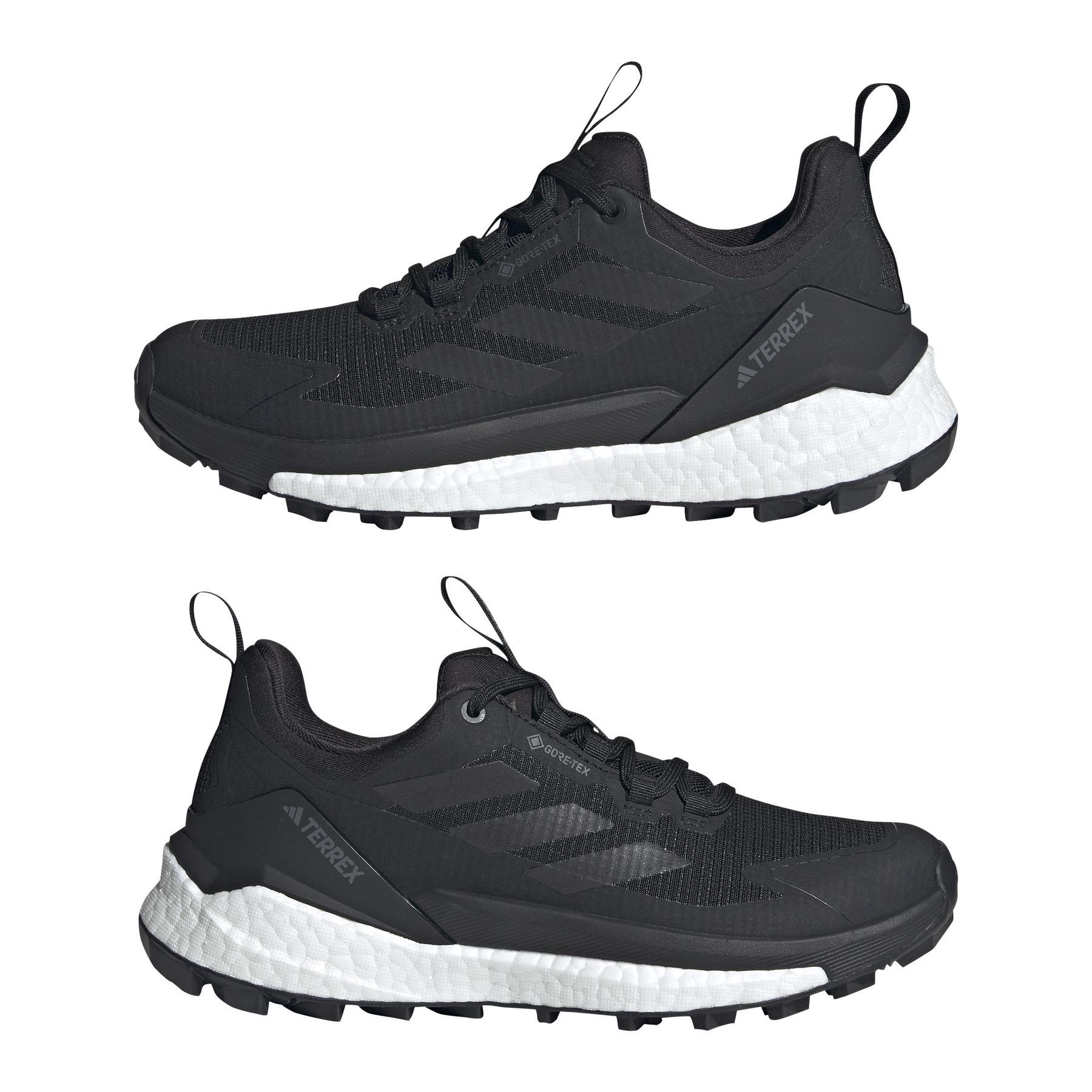 product/a/d/adidas_ih0671_10_footwear_photography_mirrored_pair_view_white.jpg