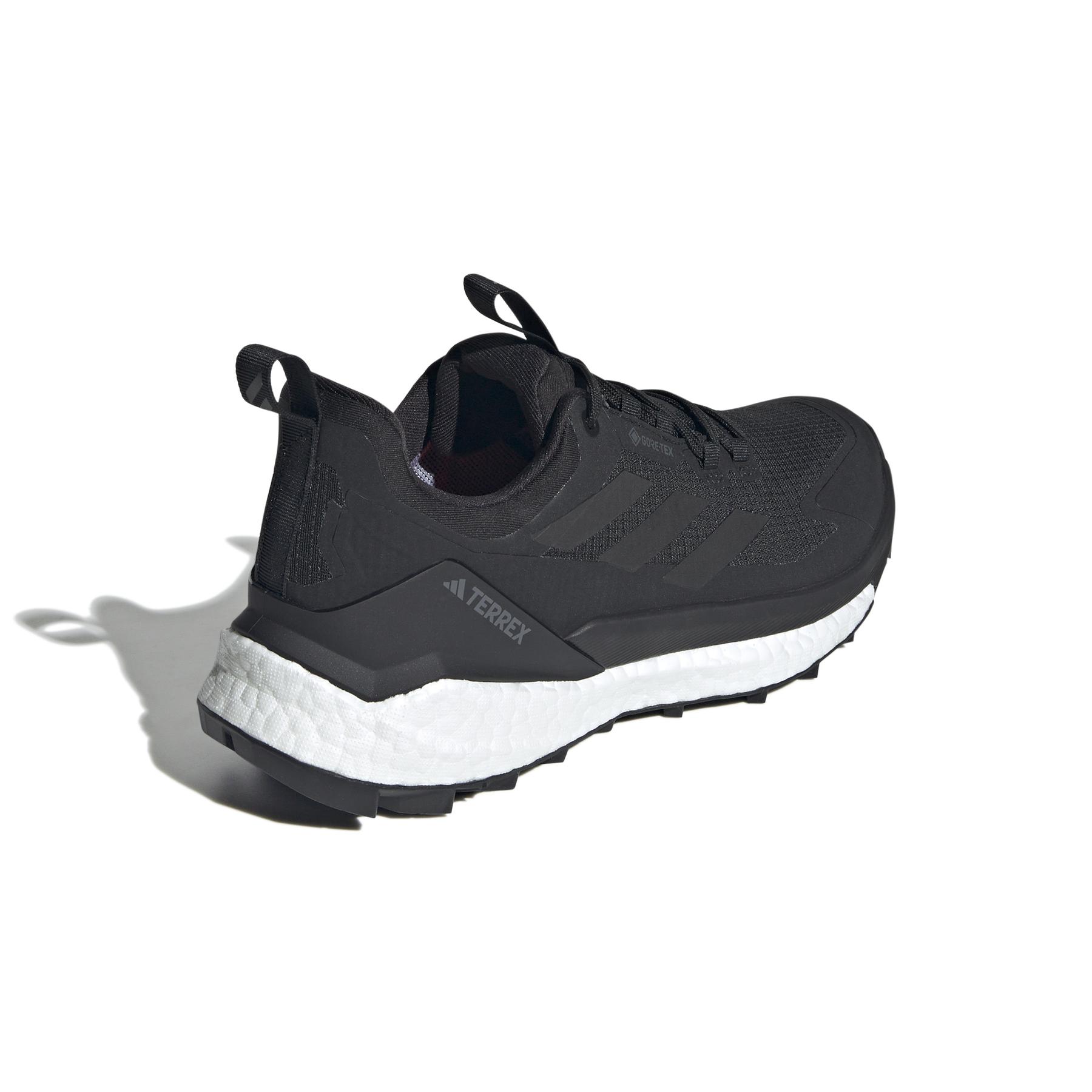 product/a/d/adidas_ih0671_7_footwear_photography_back_lateral_top_view_white.jpg