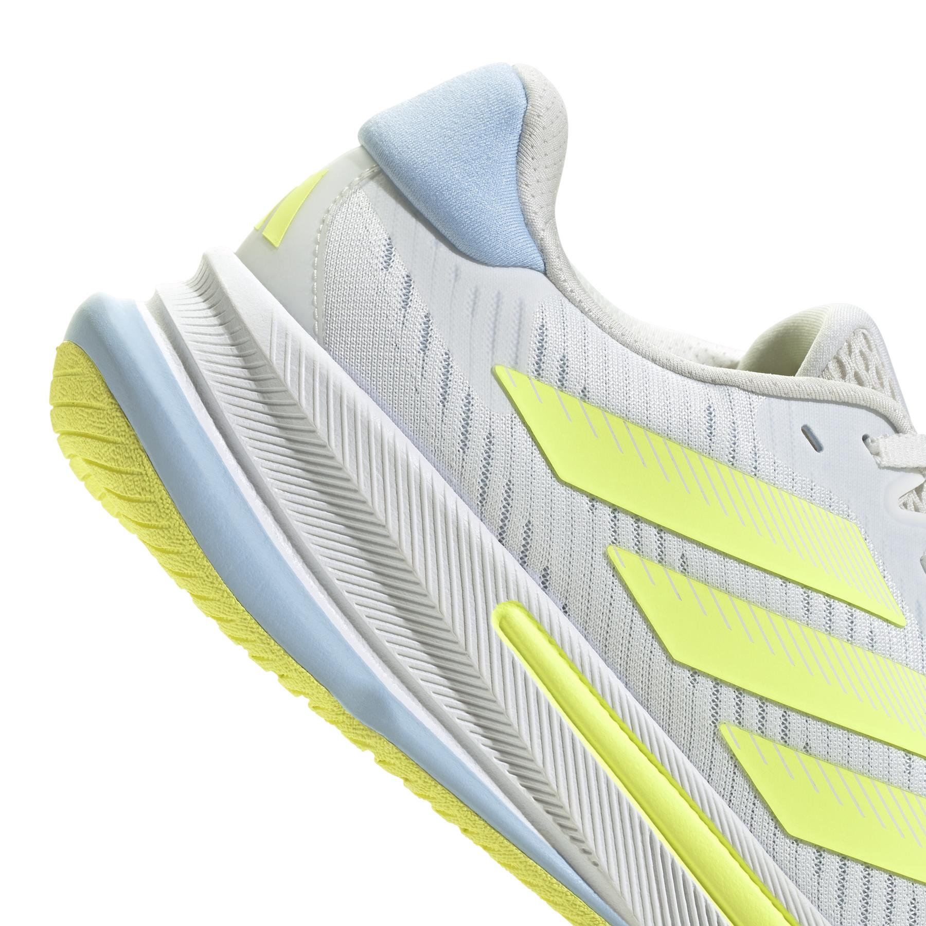 product/a/d/adidas_ih0795_8_footwear_photography_detail_view_1_white.jpg