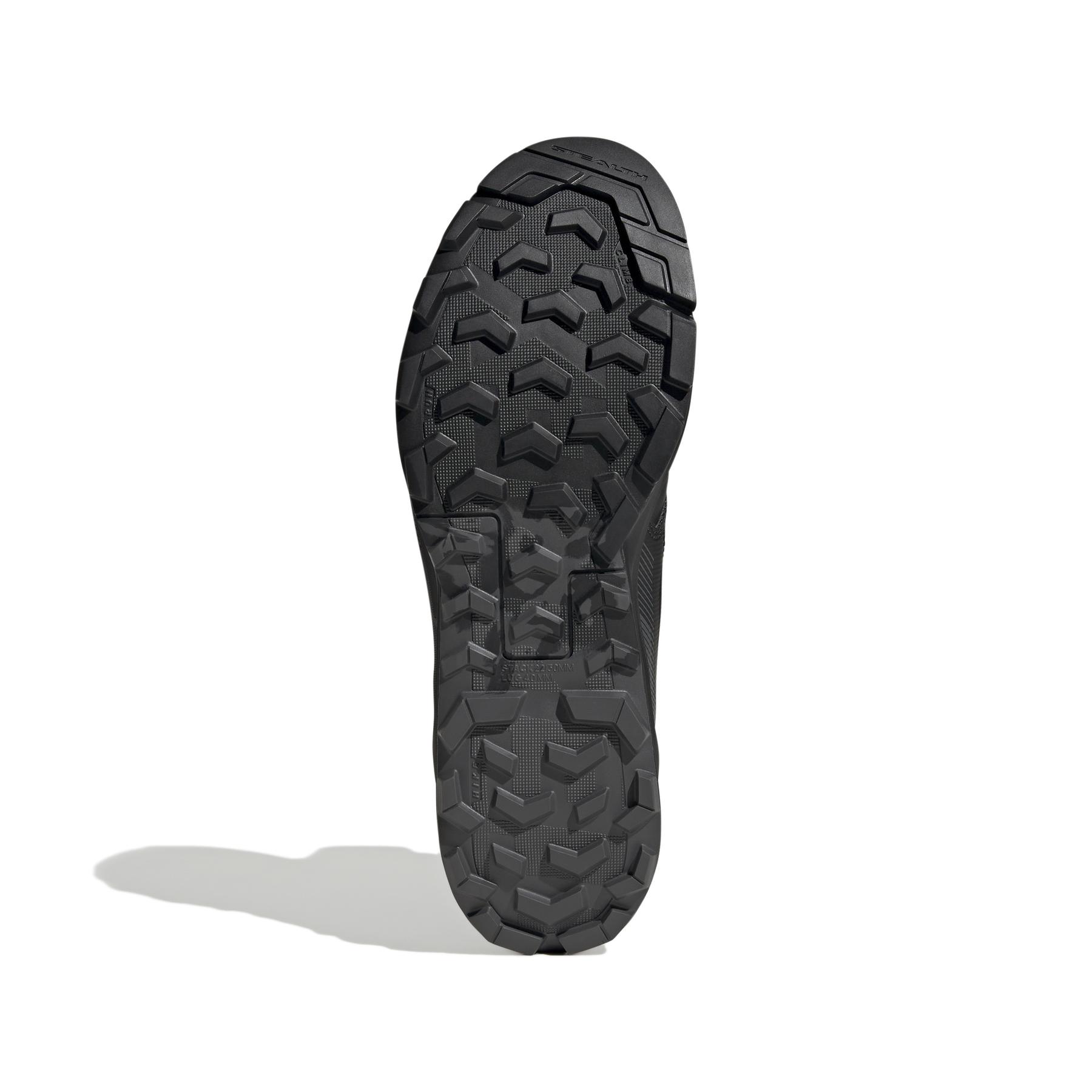 product/a/d/adidas_ih1089_4_footwear_photography_bottom_view_white-nw091625.jpg