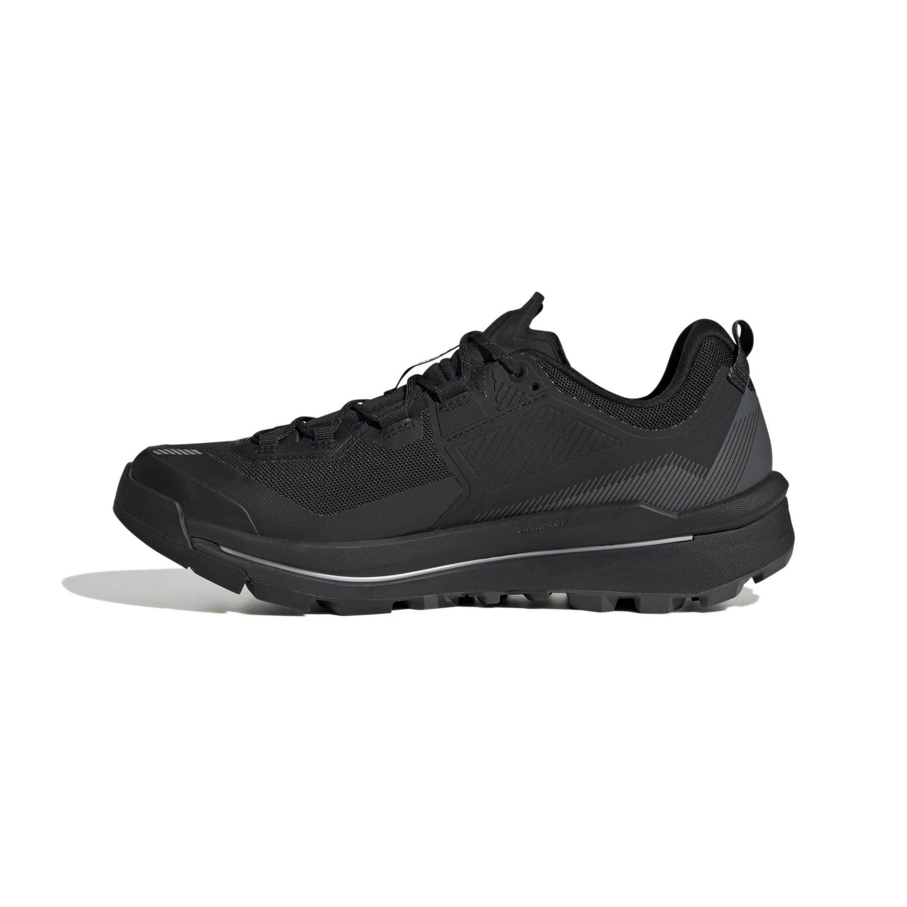 product/a/d/adidas_ih1090_5_footwear_photography_side_medial_center_view_white-nw091625.jpg