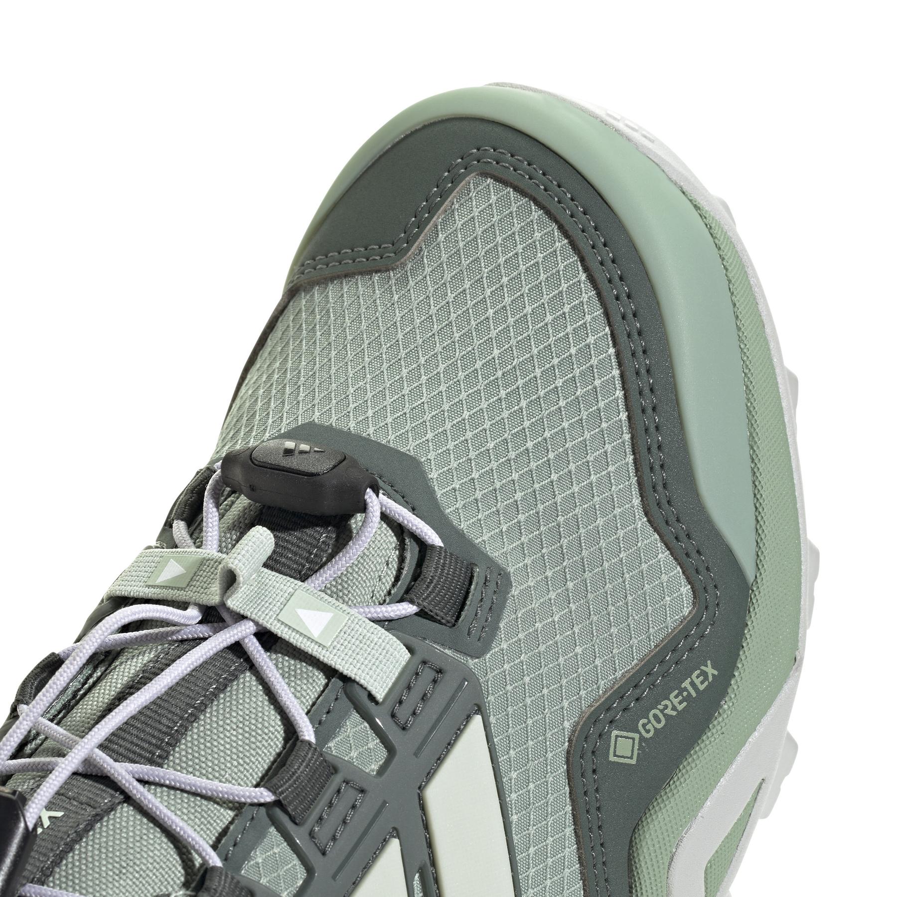 product/a/d/adidas_ih1101_8_footwear_photography_detail_view_1_white.jpg
