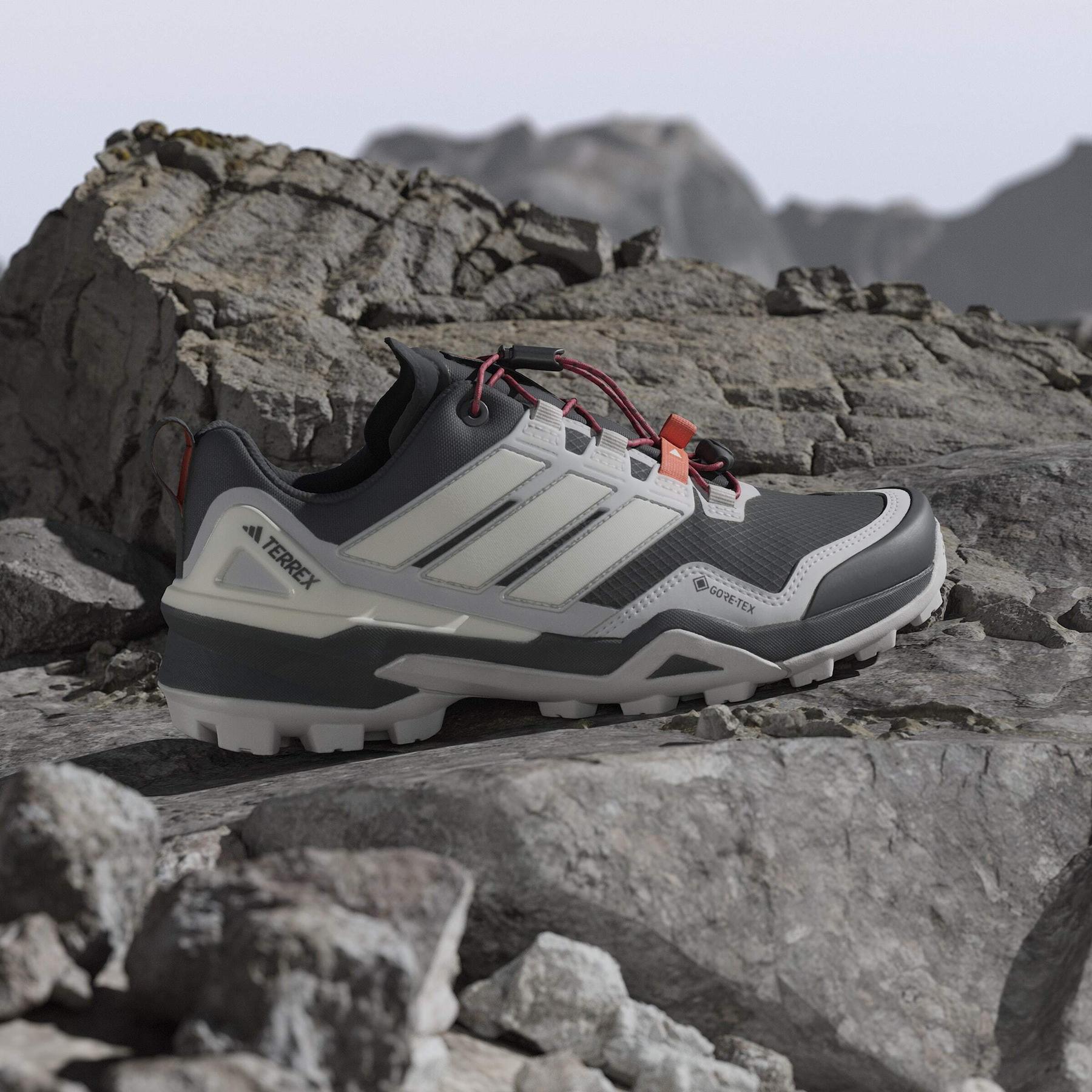product/a/d/adidas_ih2802_16_footwear_photography_heromrktng_view_3-nw091625.jpg