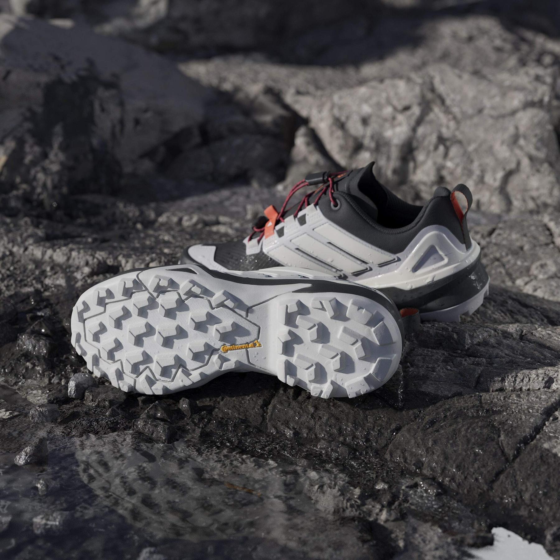product/a/d/adidas_ih2802_17_footwear_photography_heromrktng_view_4-nw091625.jpg