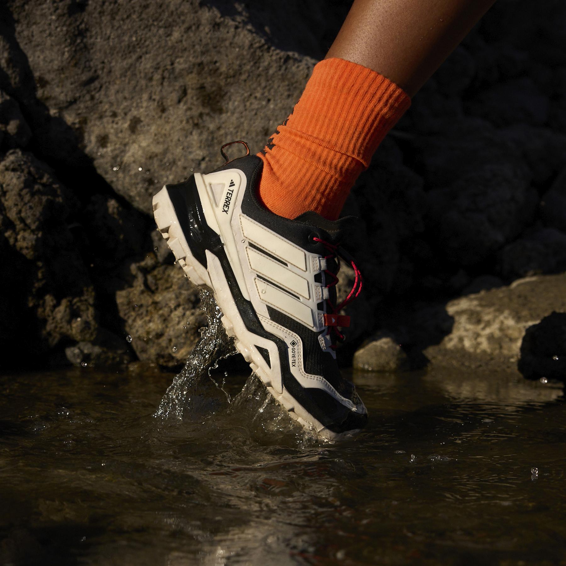 product/a/d/adidas_ih2802_cblack-owhite-greone_23.jpg
