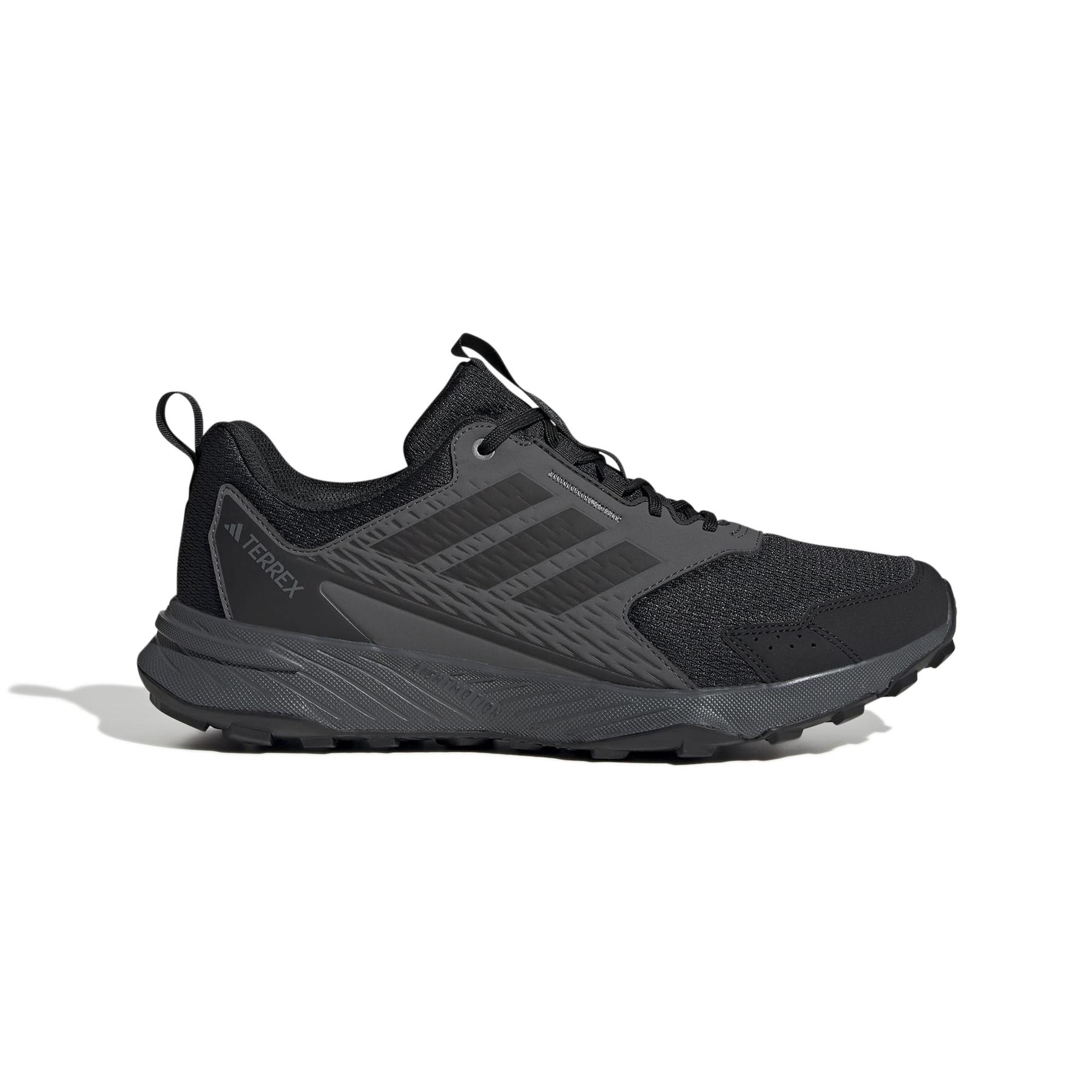 product/a/d/adidas_ih2930_1_footwear_photography_side_lateral_center_view_white-nw091625.jpg