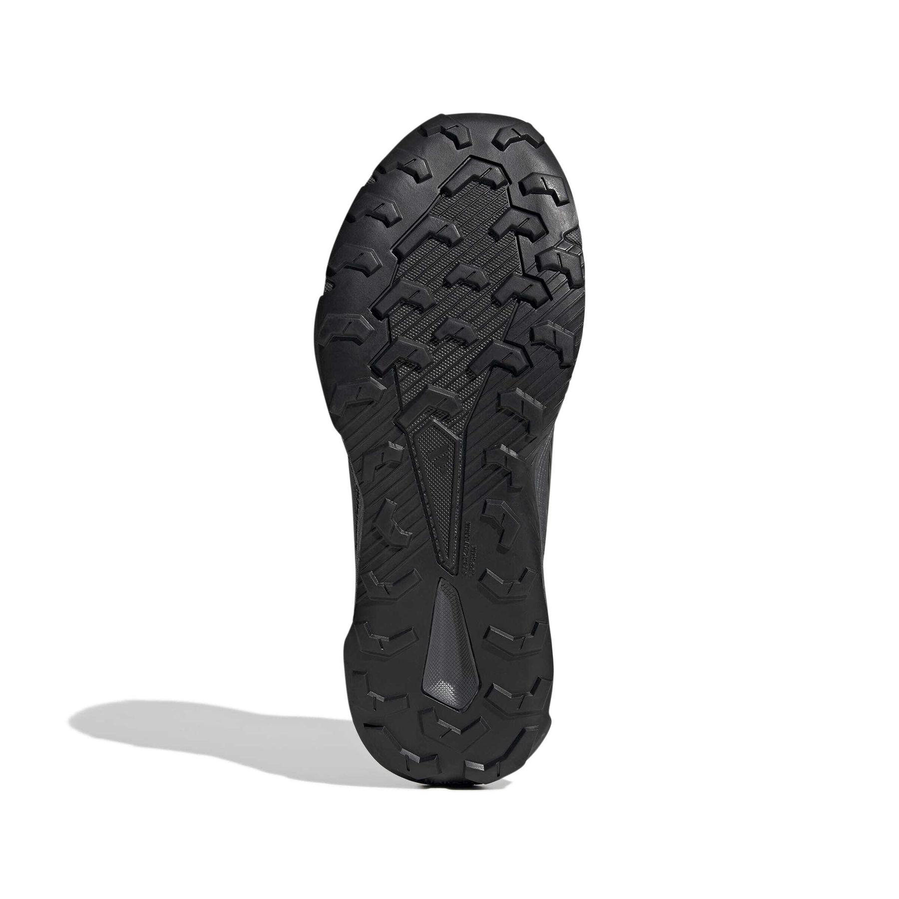 product/a/d/adidas_ih2930_4_footwear_photography_bottom_view_white-nw091625.jpg