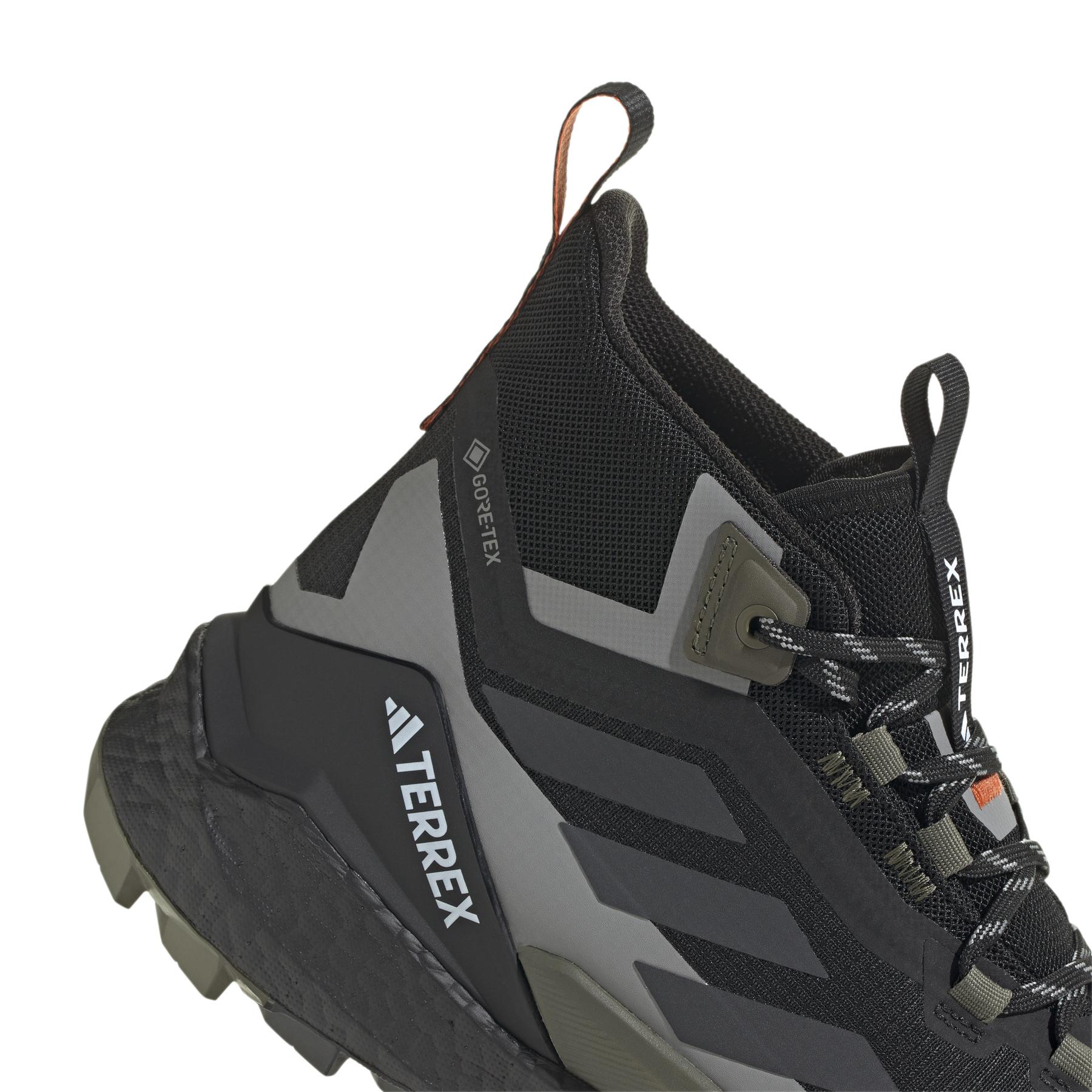 product/a/d/adidas_ih3526_cblack-carbon-olistr_8.jpg