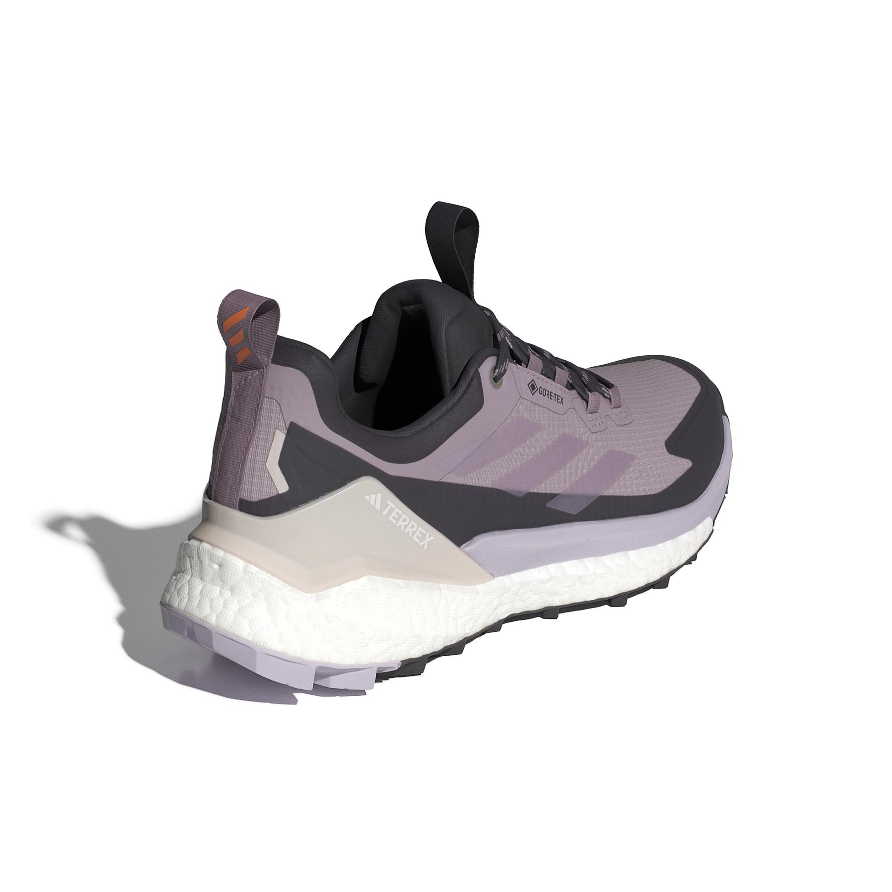 product/a/d/adidas_ih3540_7_footwear_photography_back_lateral_top_view_white.jpg