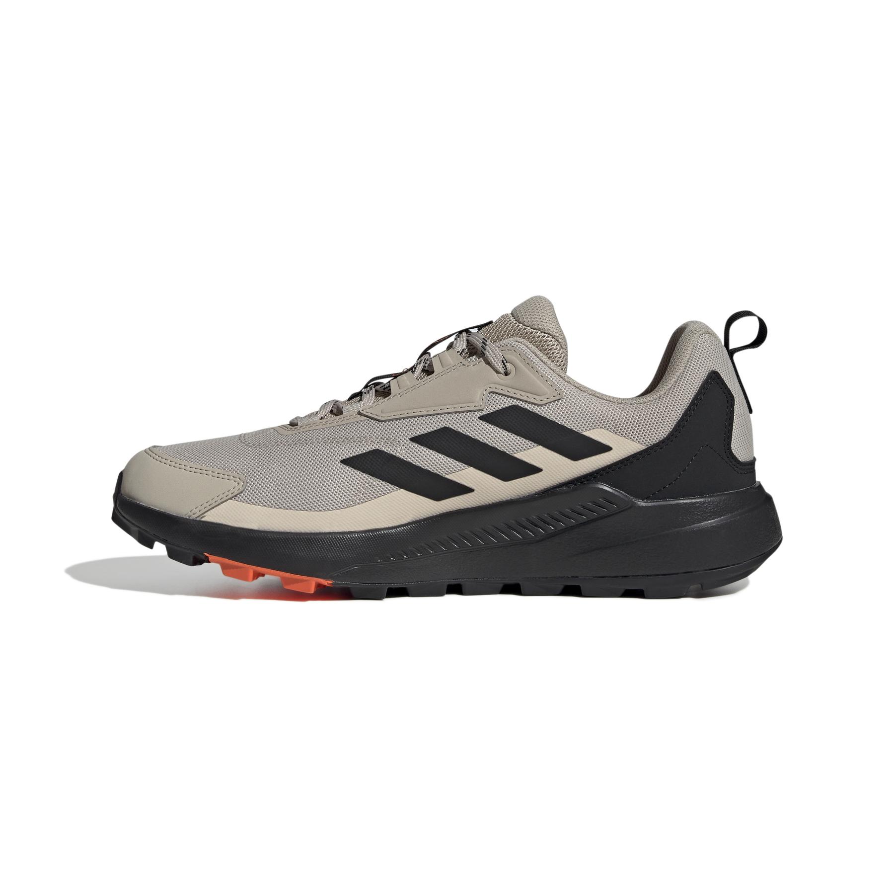 product/a/d/adidas_ih3545_5_footwear_photography_side_medial_center_view_white.jpg