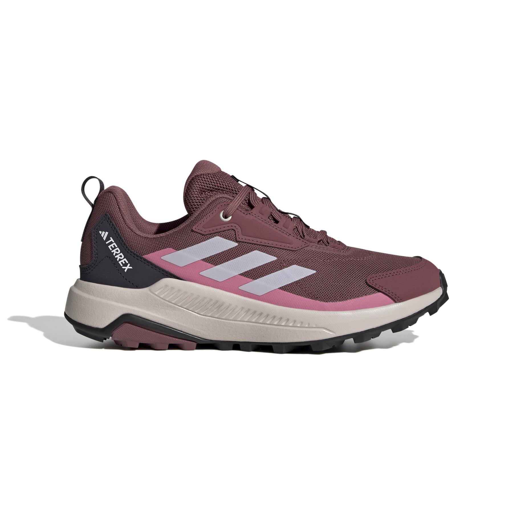 product/a/d/adidas_ih3549_1_footwear_photography_side_lateral_center_view_white.jpg