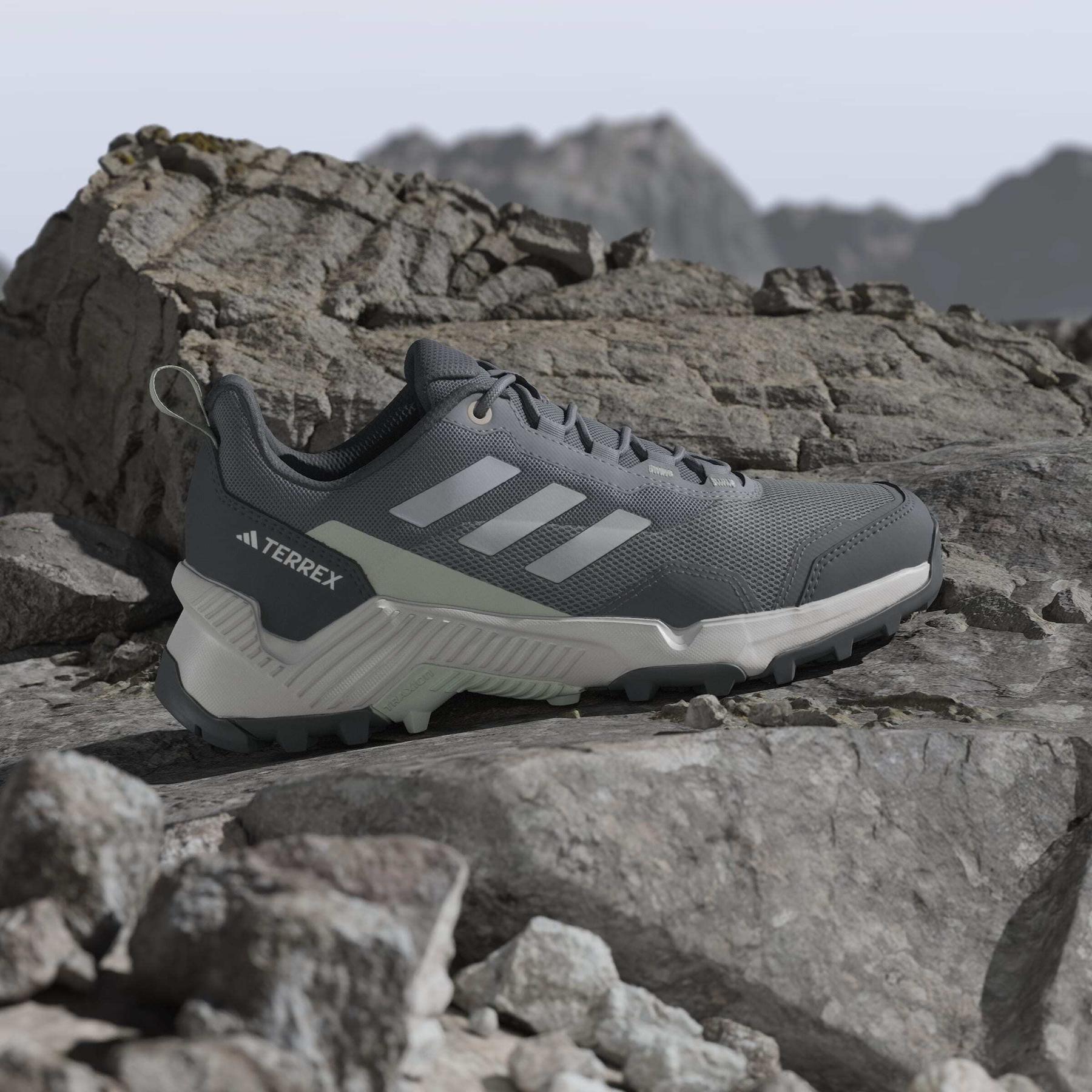 product/a/d/adidas_ih3589_16_footwear_photography_heromrktng_view_3-nw091625.jpg