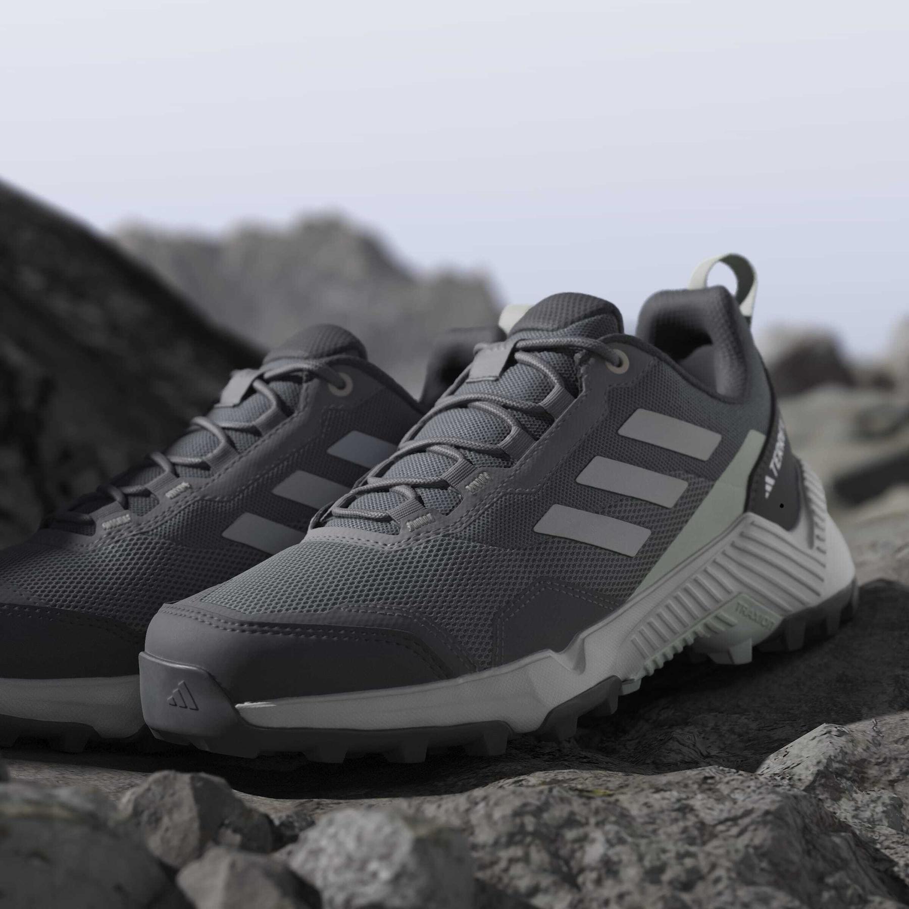 product/a/d/adidas_ih3589_22_footwear_photography_heromrktng_view_9-nw091625.jpg