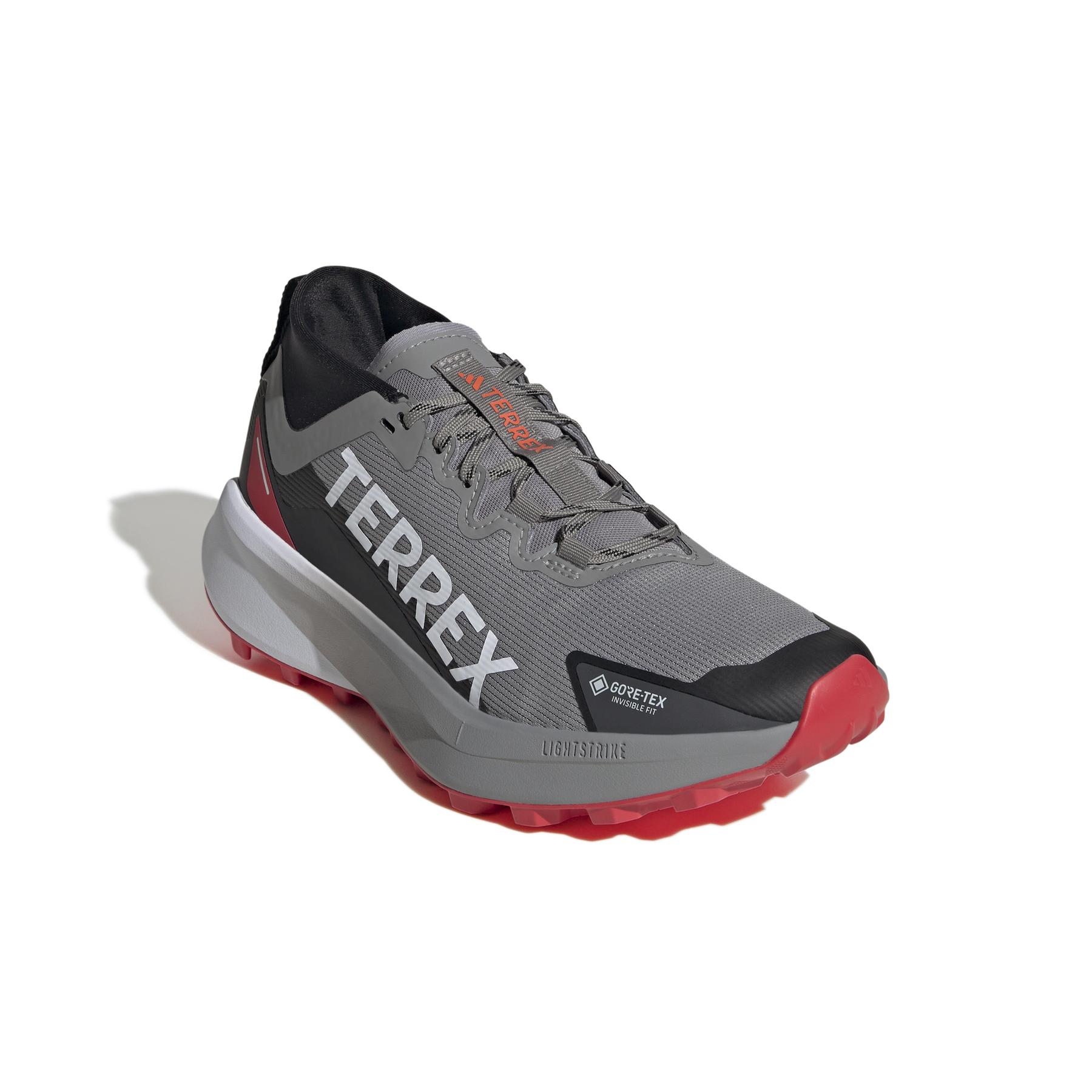 product/a/d/adidas_ih3776_6_footwear_photography_front_lateral_top_view_white-nw091625.jpg