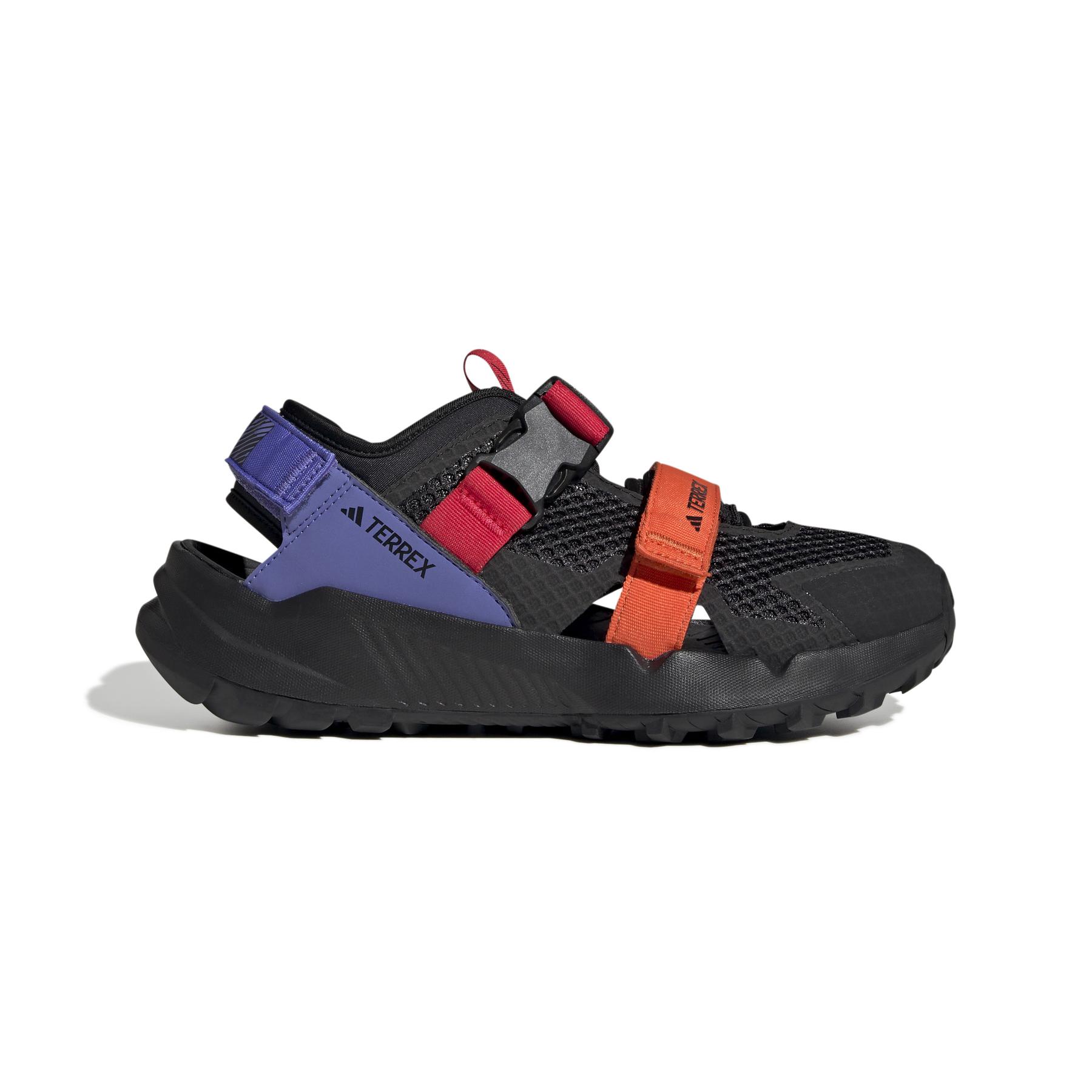 product/a/d/adidas_ih6064_1_footwear_photography_side_lateral_center_view_white.jpg
