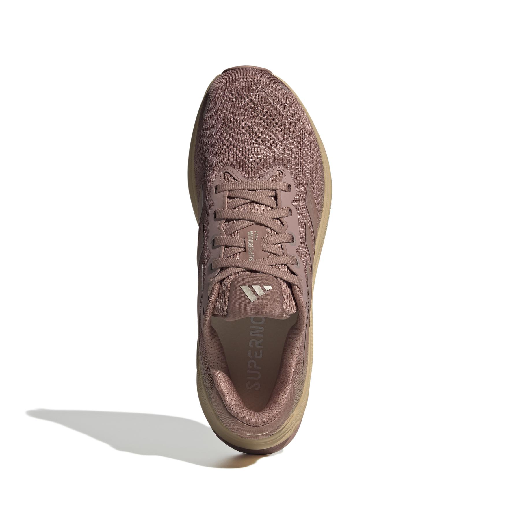 product/a/d/adidas_ih8700_3_footwear_photography_top_portrait_view_white.jpg