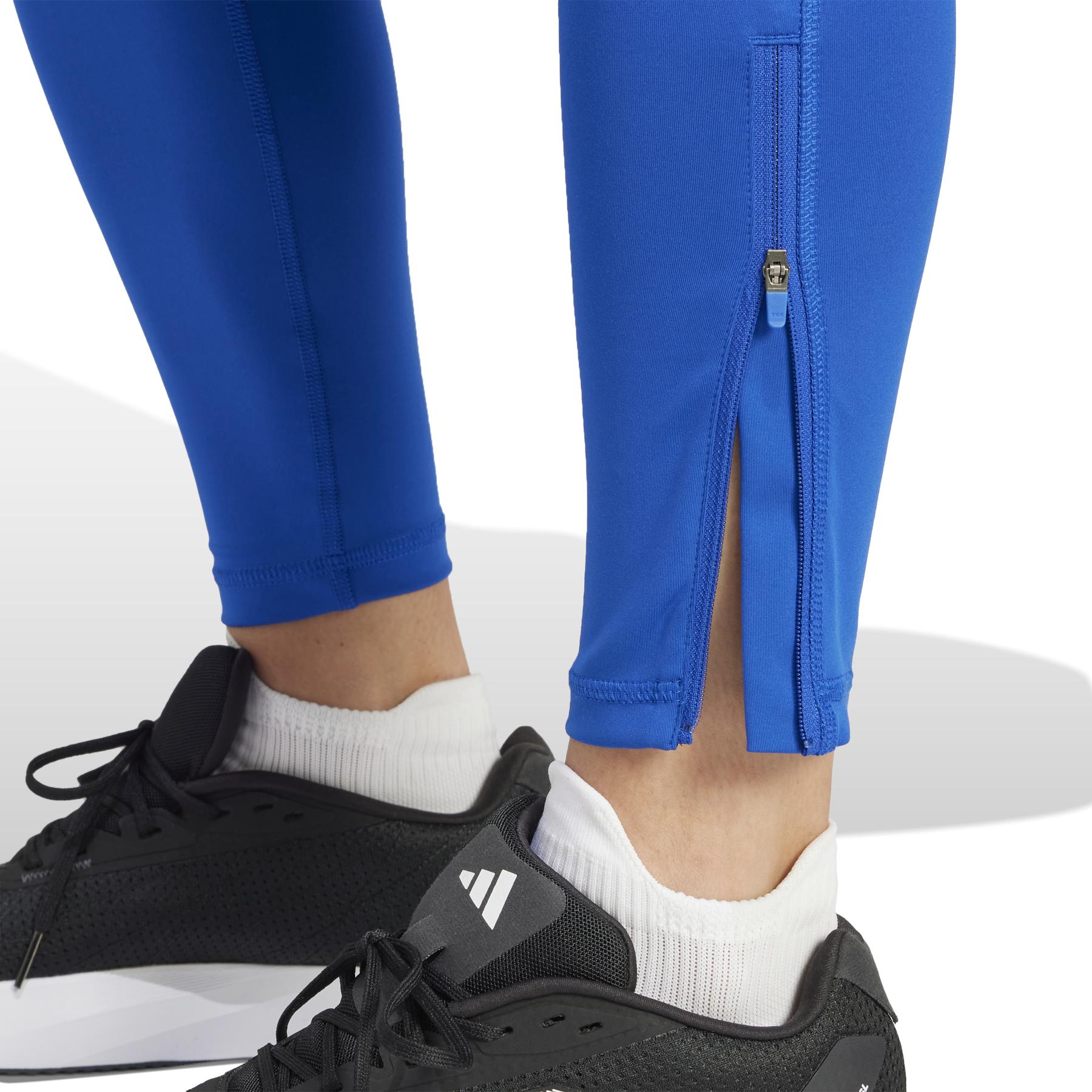 product/a/d/adidas_it1471_8_apparel_on_model_detail_view_3_white.jpg