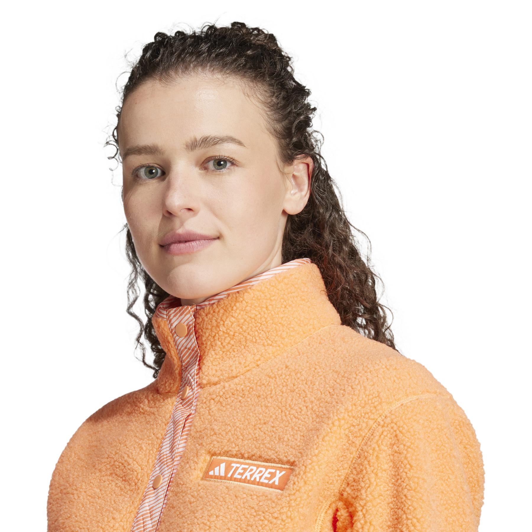 product/a/d/adidas_iw0227_7_apparel_on_model_detail_view_1_white.jpg