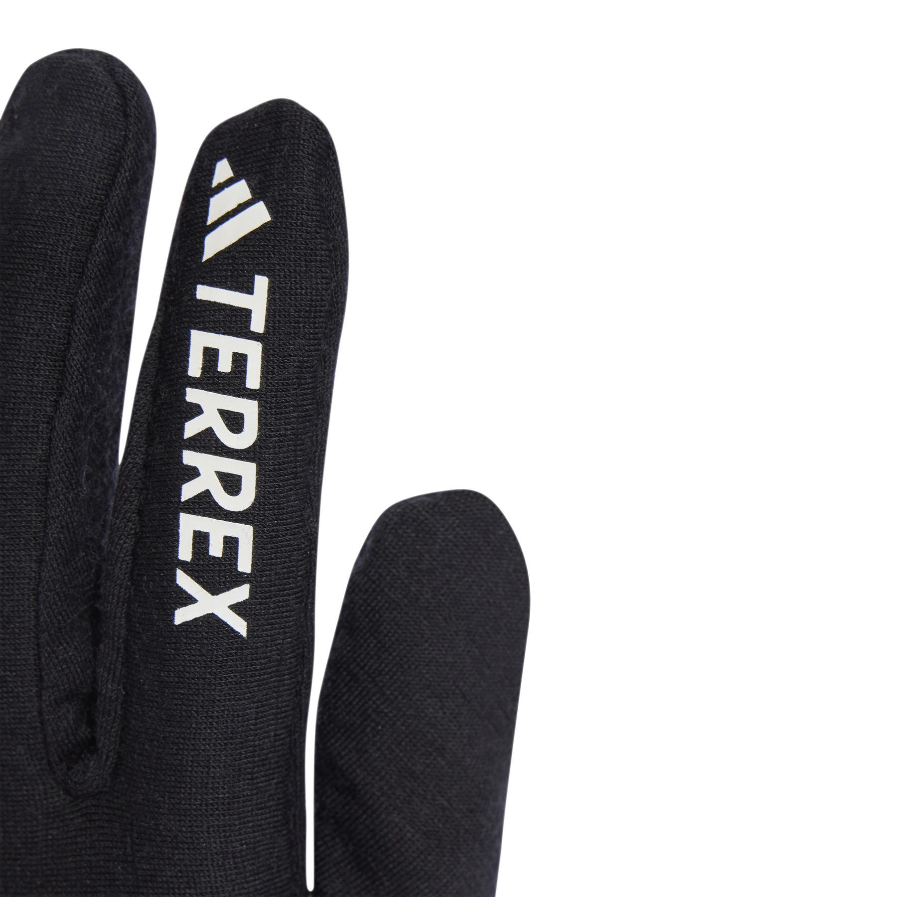product/a/d/adidas_iw1213_black_2.jpg