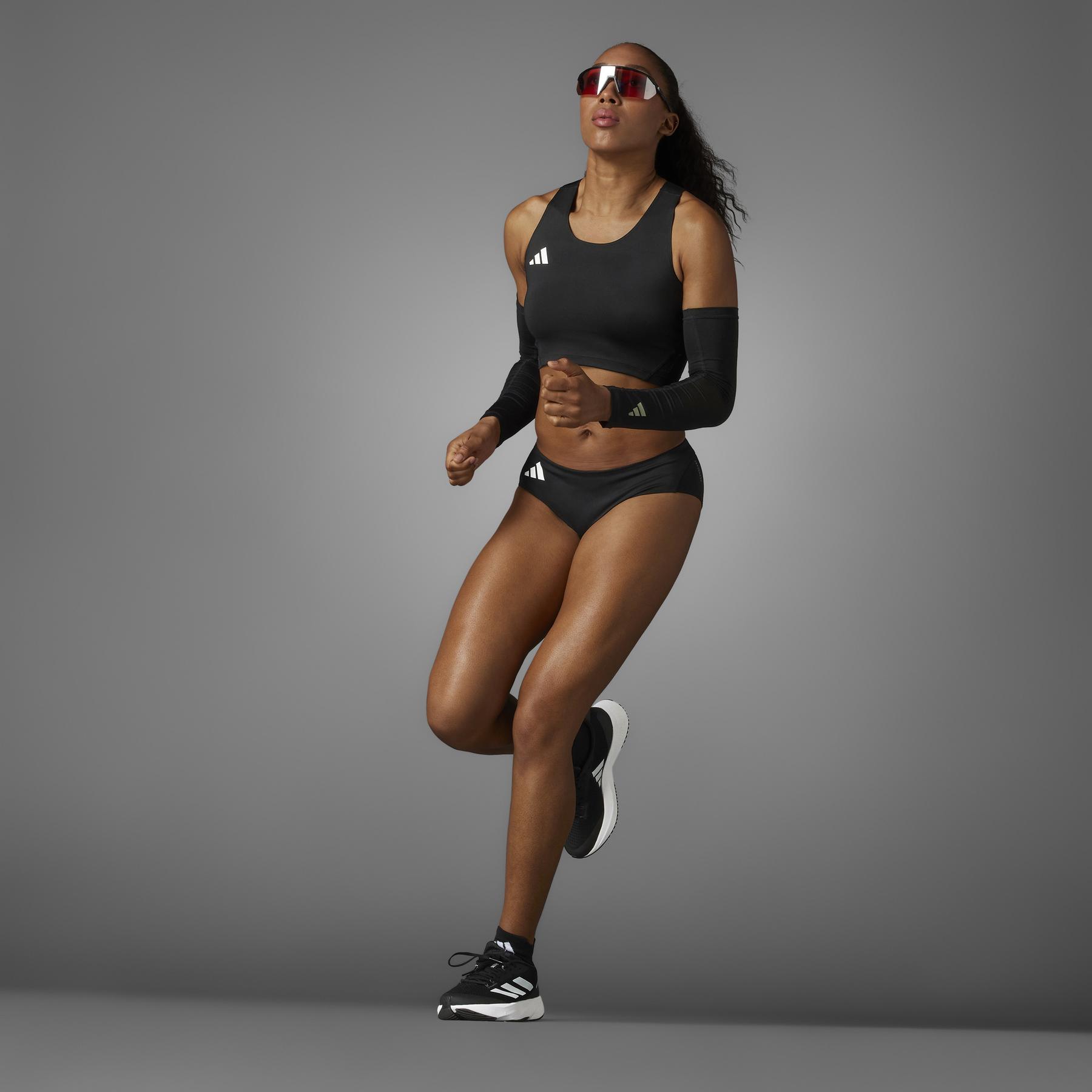 product/a/d/adidas_iy5502_13_apparel_photography_heromrktng_view_5.jpg