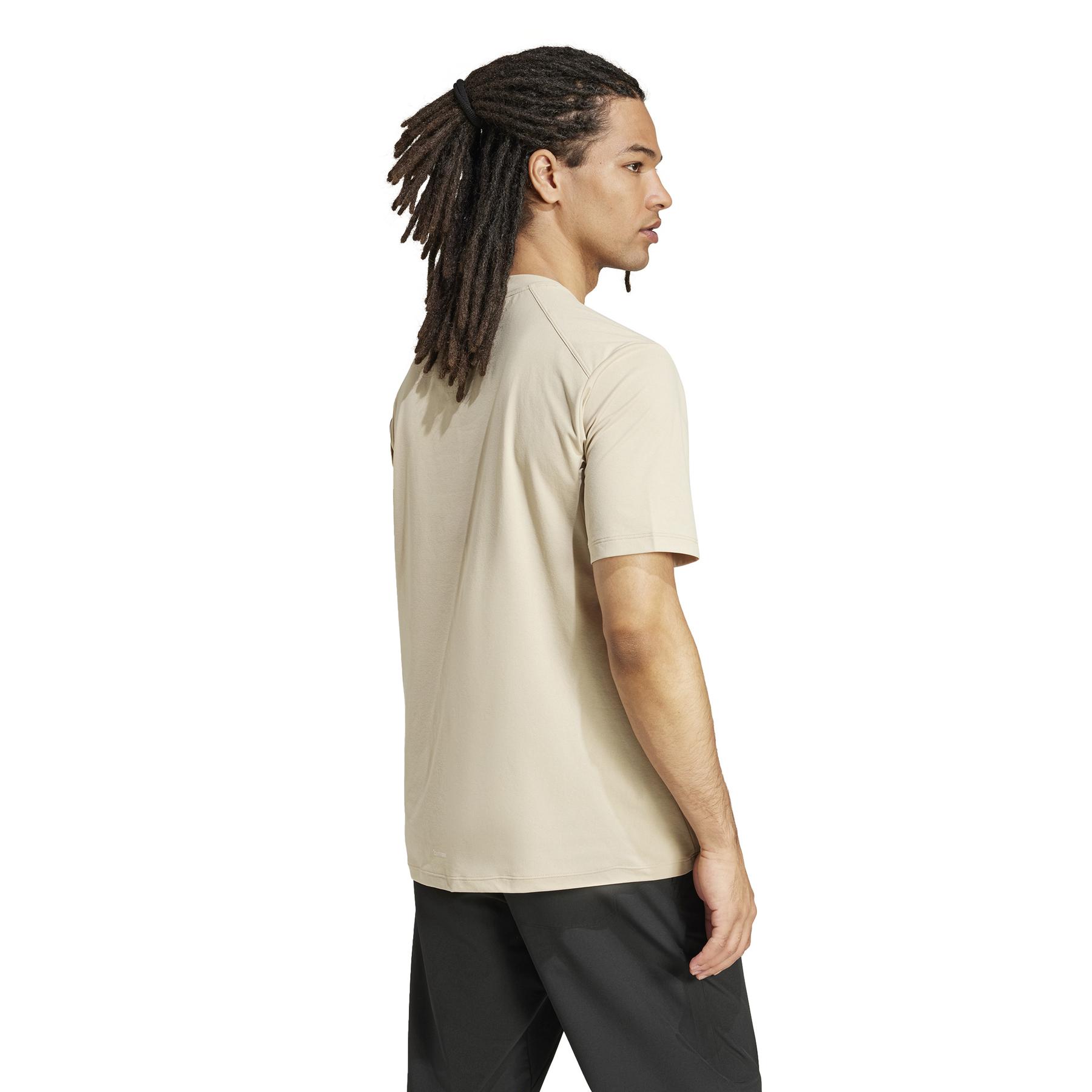 product/a/d/adidas_jd2105_savann_4.jpg