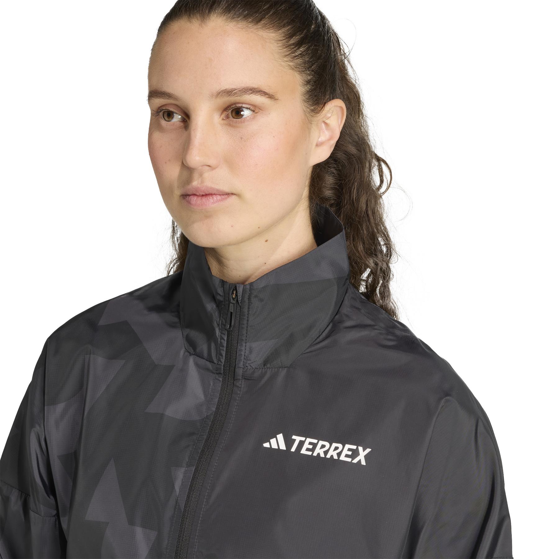 product/a/d/adidas_jd8436_5_apparel_on_model_detail_view_1_white.jpg