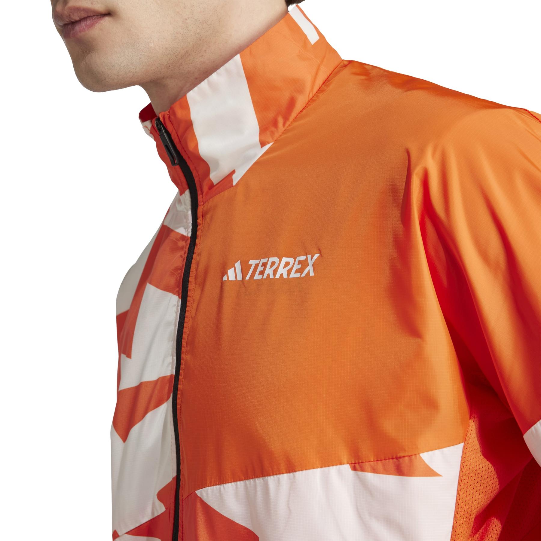 product/a/d/adidas_jf1501_6_apparel_on_model_detail_view_1_white.jpg