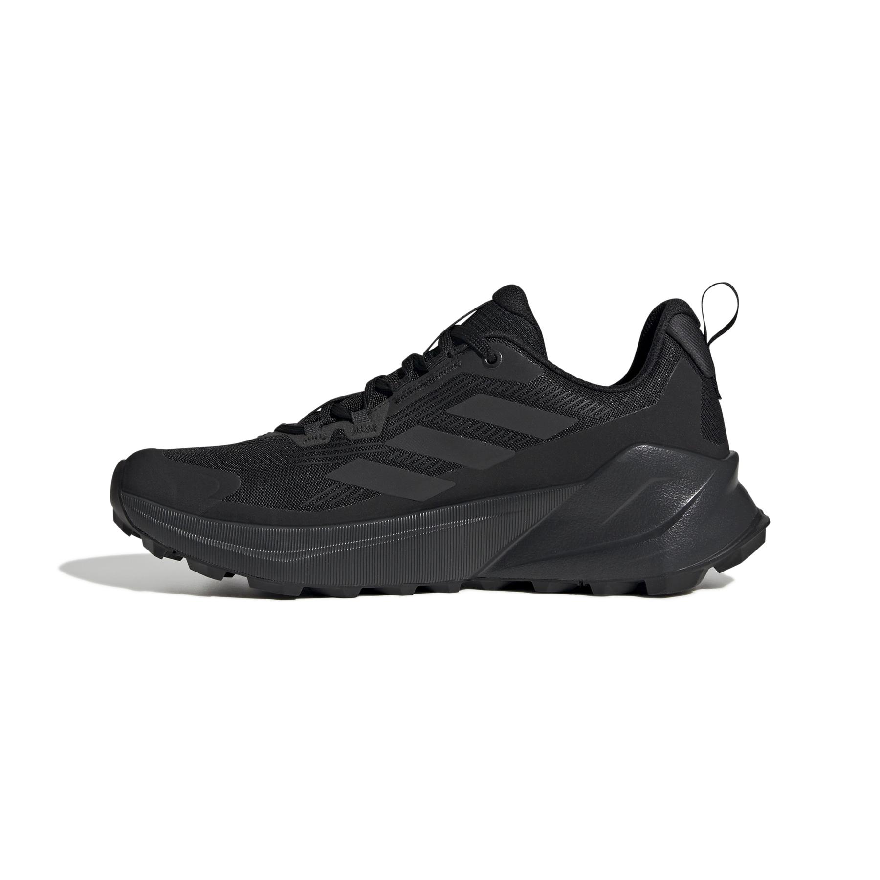 product/a/d/adidas_jh6406_5_footwear_photography_side_medial_center_view_white-nw091625.jpg
