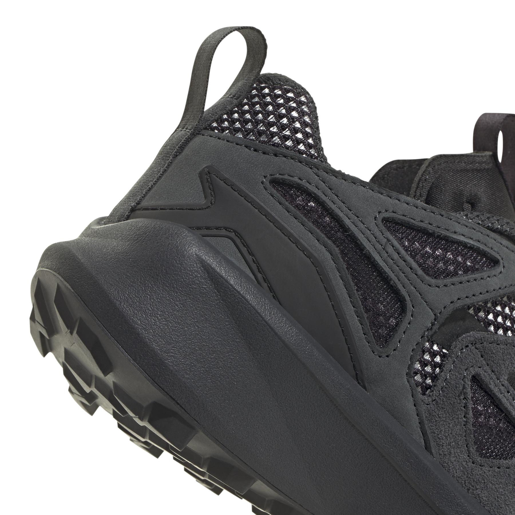 product/a/d/adidas_jh6835_9_footwear_photography_detail_view_2_white-nw091625.jpg