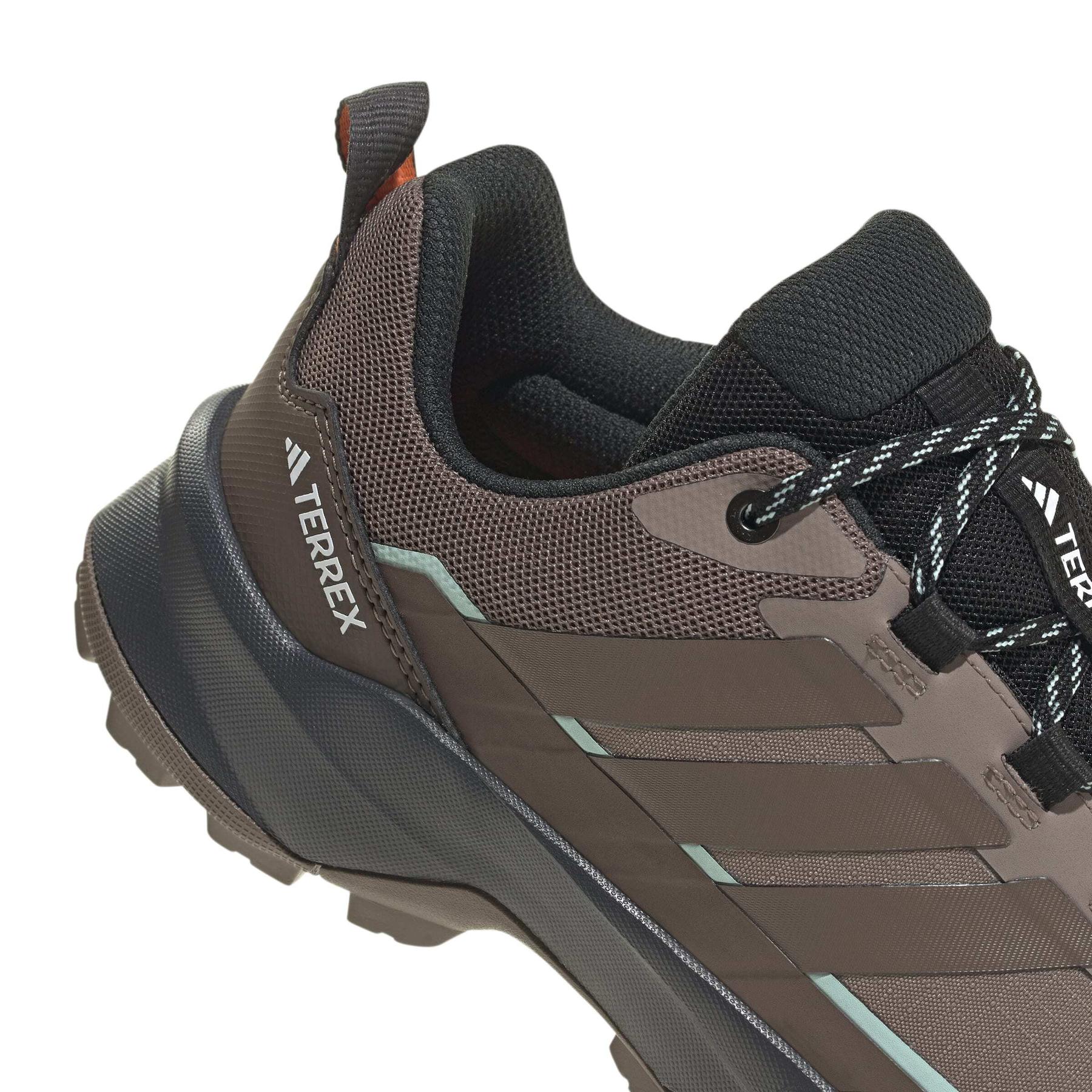 product/a/d/adidas_jh7806_8_footwear_photography_detail_view_1_white-nw091625.jpg