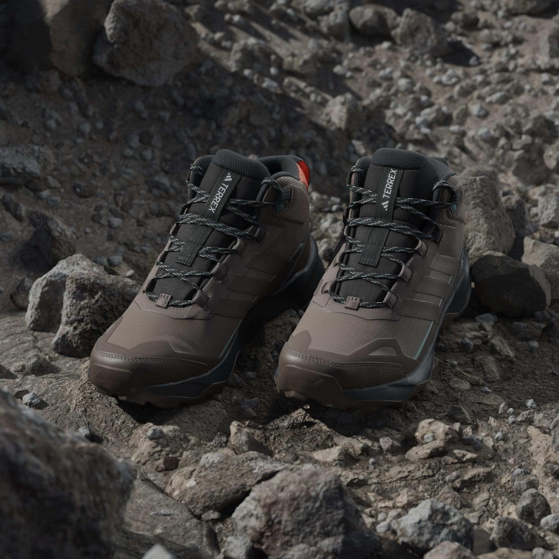 product/a/d/adidas_jh7808_18_footwear_photography_heromrktng_view_5-nw091625.jpg