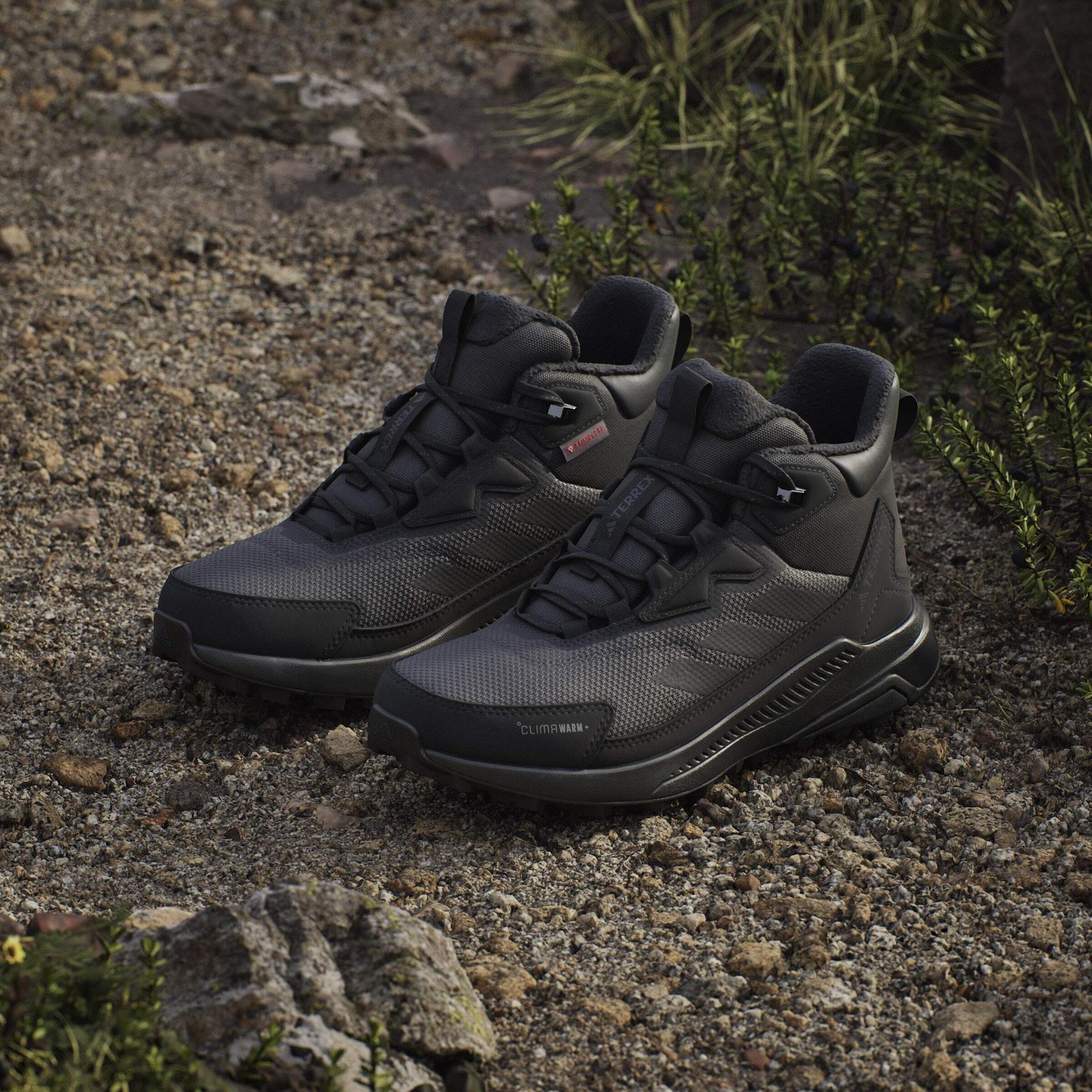 product/a/d/adidas_jh8777_19_footwear_photography_heromrktng_view_5-nw091625.jpg