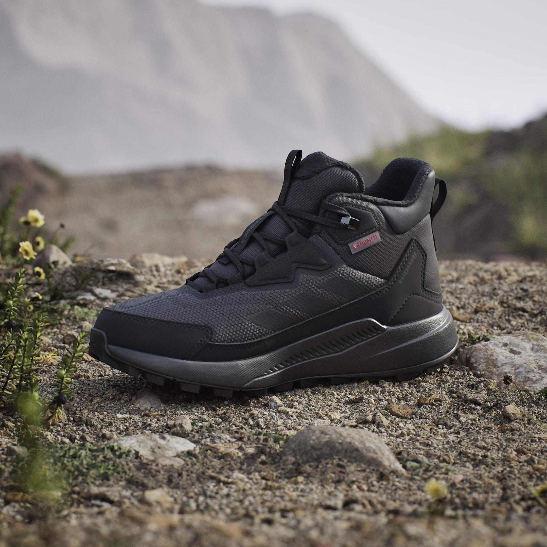 product/a/d/adidas_jh8777_21_footwear_photography_heromrktng_view_7-nw091625.jpg