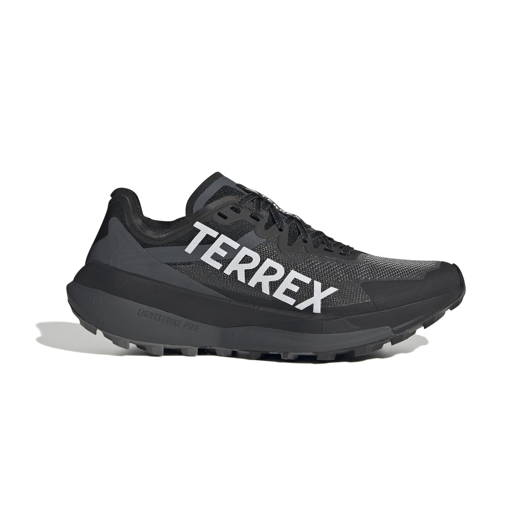 product/a/d/adidas_ji0953_1_footwear_photography_side_lateral_center_view_white.jpg