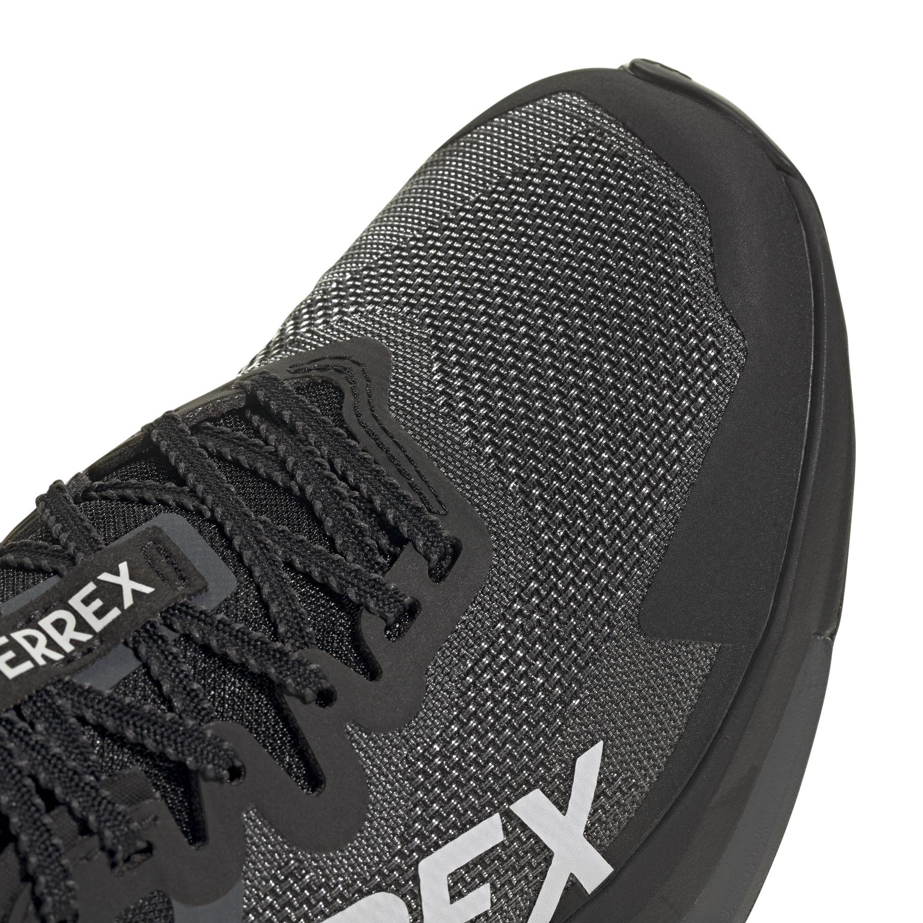 product/a/d/adidas_ji0953_8_footwear_photography_detail_view_1_white.jpg