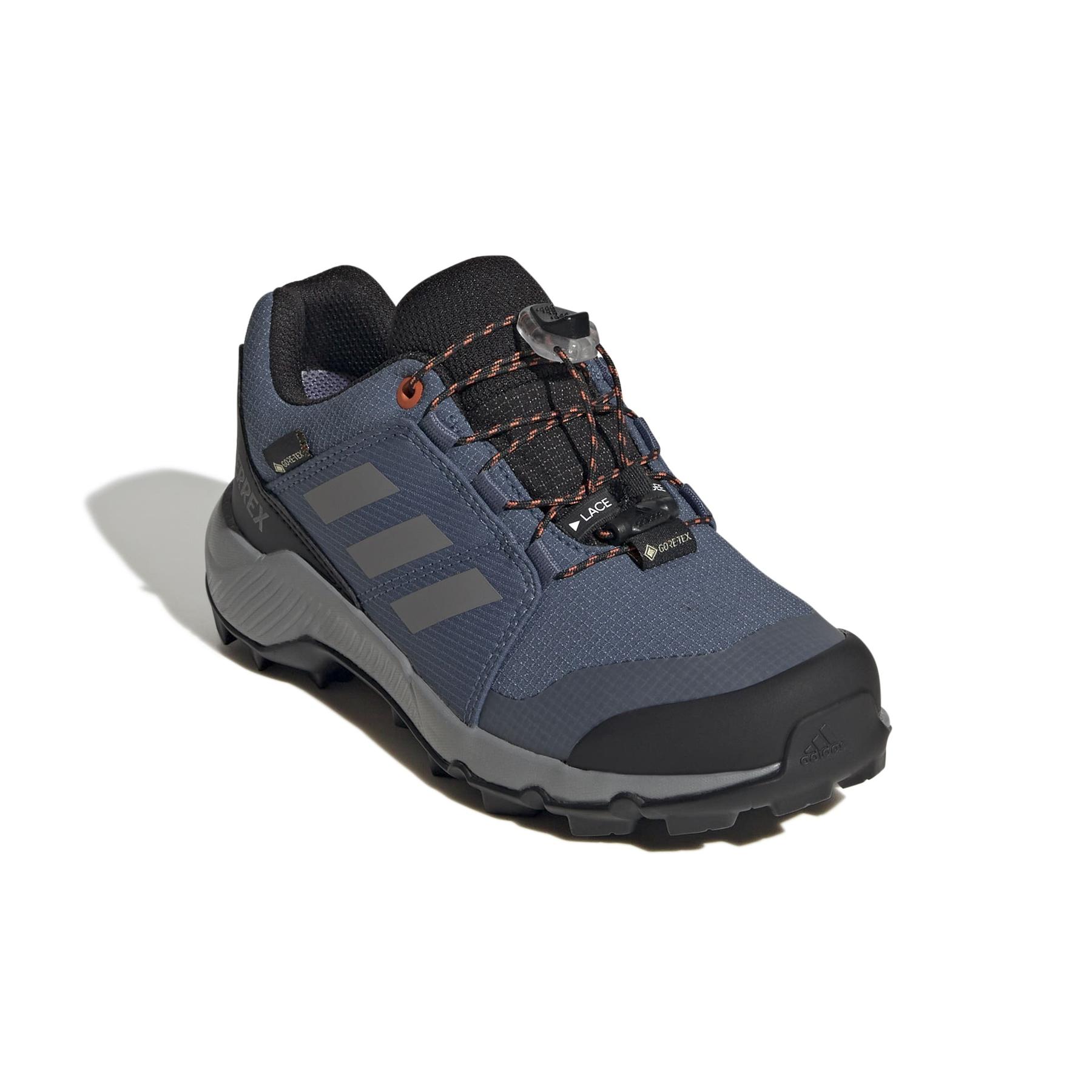 product/a/d/adidas_ji1358_6_footwear_photography_front_lateral_top_view_white-nw091625.jpg