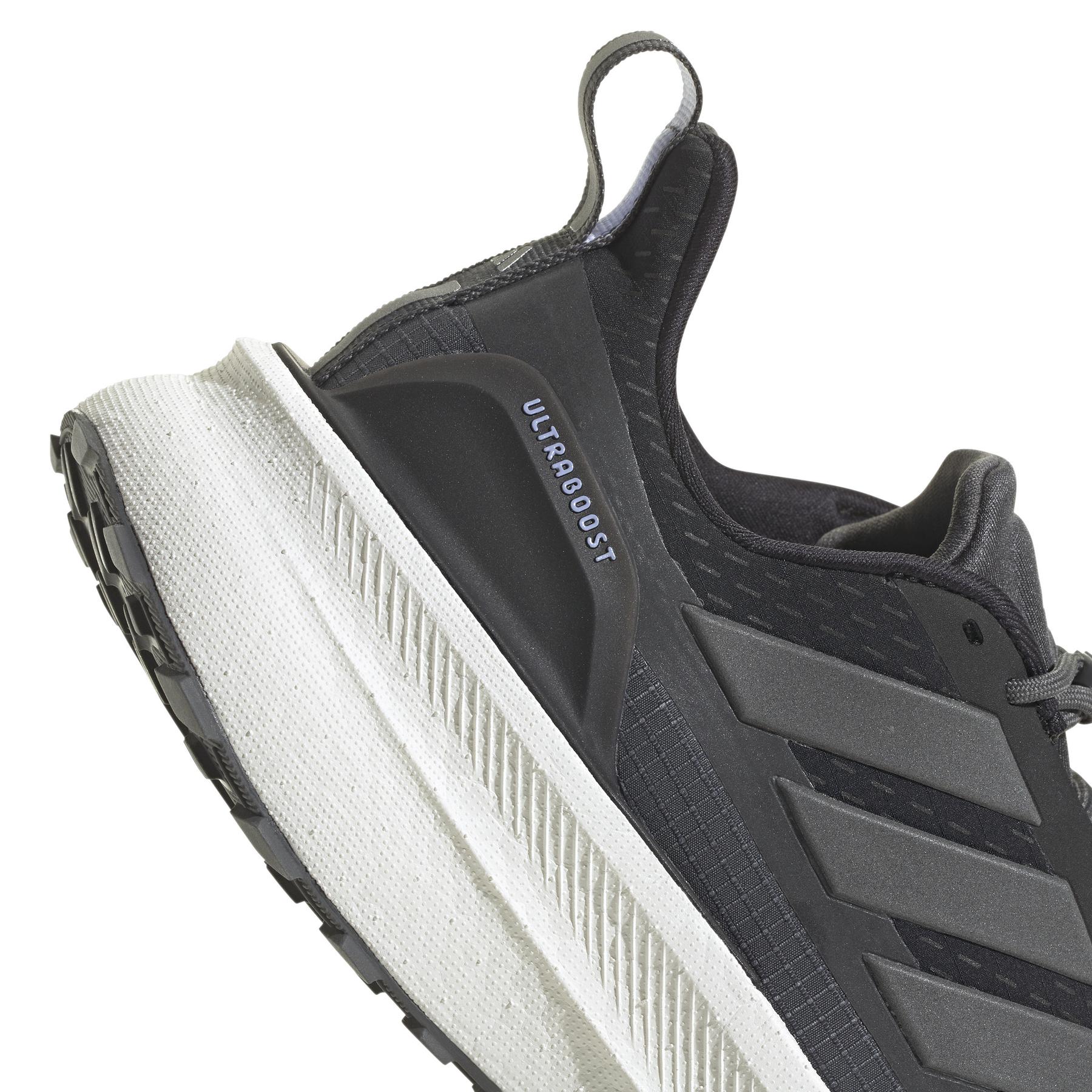 product/a/d/adidas_ji1390_9_footwear_photography_detail_view_2_white-nw091625.jpg