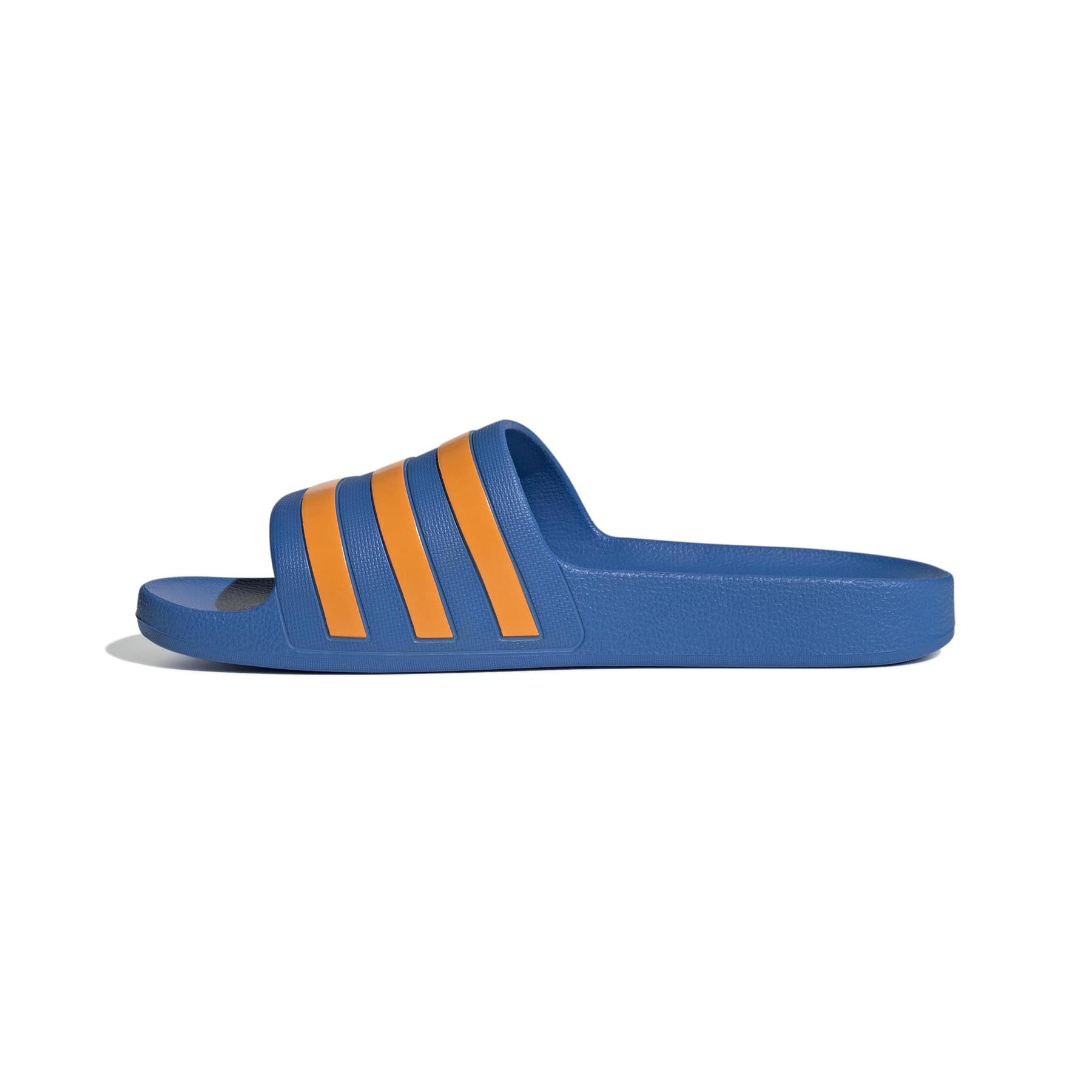 product/a/d/adidas_ji2221_5_footwear_photography_side_medial_center_view_white-nw091625.jpg